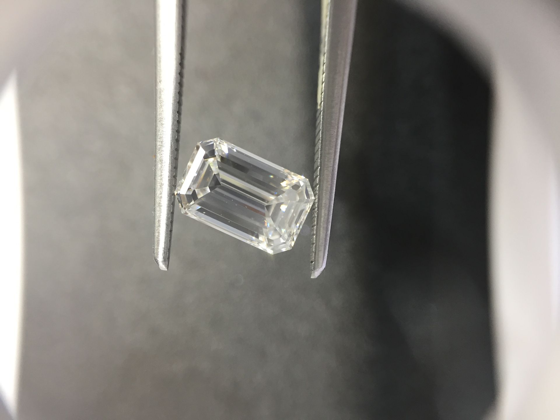 1.00ct brilliant cut diamond. D colour, si2 clarity. GIA certification _ 7231333700. 6.21 x 6.26 x