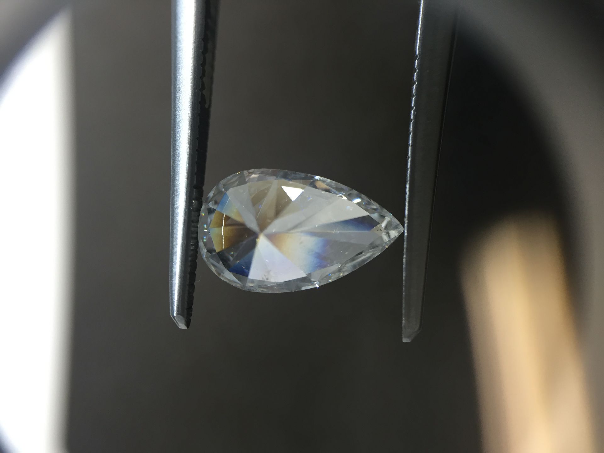 1.00ct pear cut diamond. G colour, SI2 clarity. GIA certification _ 1228479160. 9.18 x 5.52 x 3.