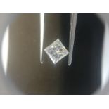 1.00ct princess cut diamond. F colour, Si2 clarity. GIA certification _ 2185079209. 5.54 x 5.47 x