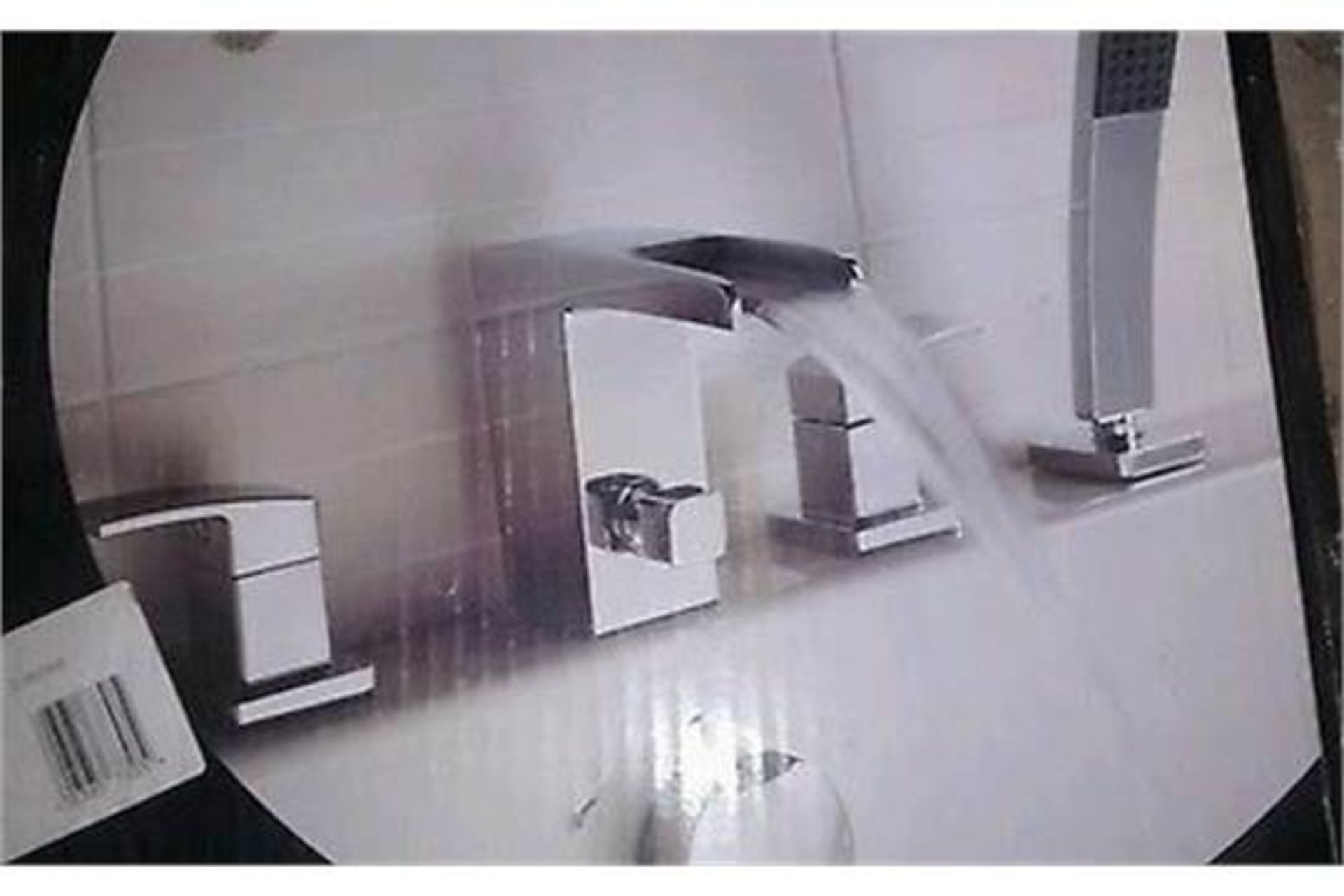 (Z15) Aqua Fresca Cascade Chrome Bath Shower Mixer Set. RRP £399.99. Modern high quality design - Image 2 of 2