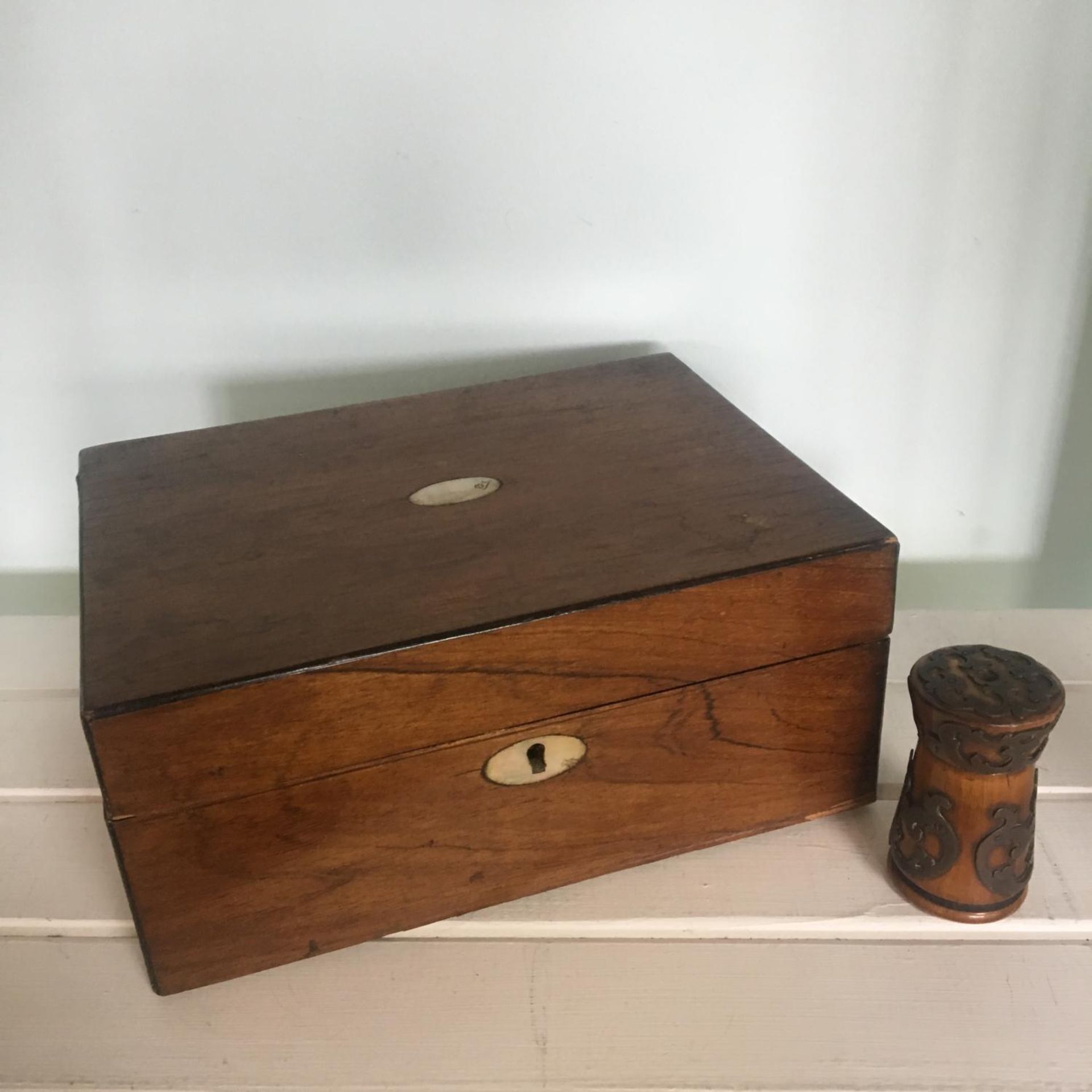 Victorian oak jewellery box with mother of pearl inlay (the hinges are in need of repair),
