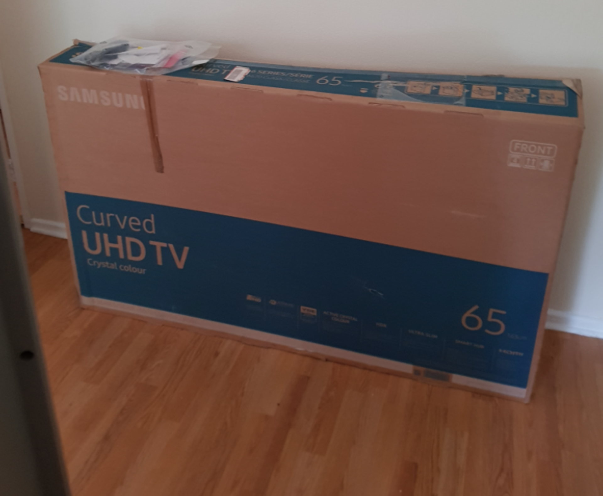 Untested / Damaged - Samsung 65 inch KU6680 6 serious UHD Chrystal Colour HDR smart tv RRP £1,799 - Image 2 of 3