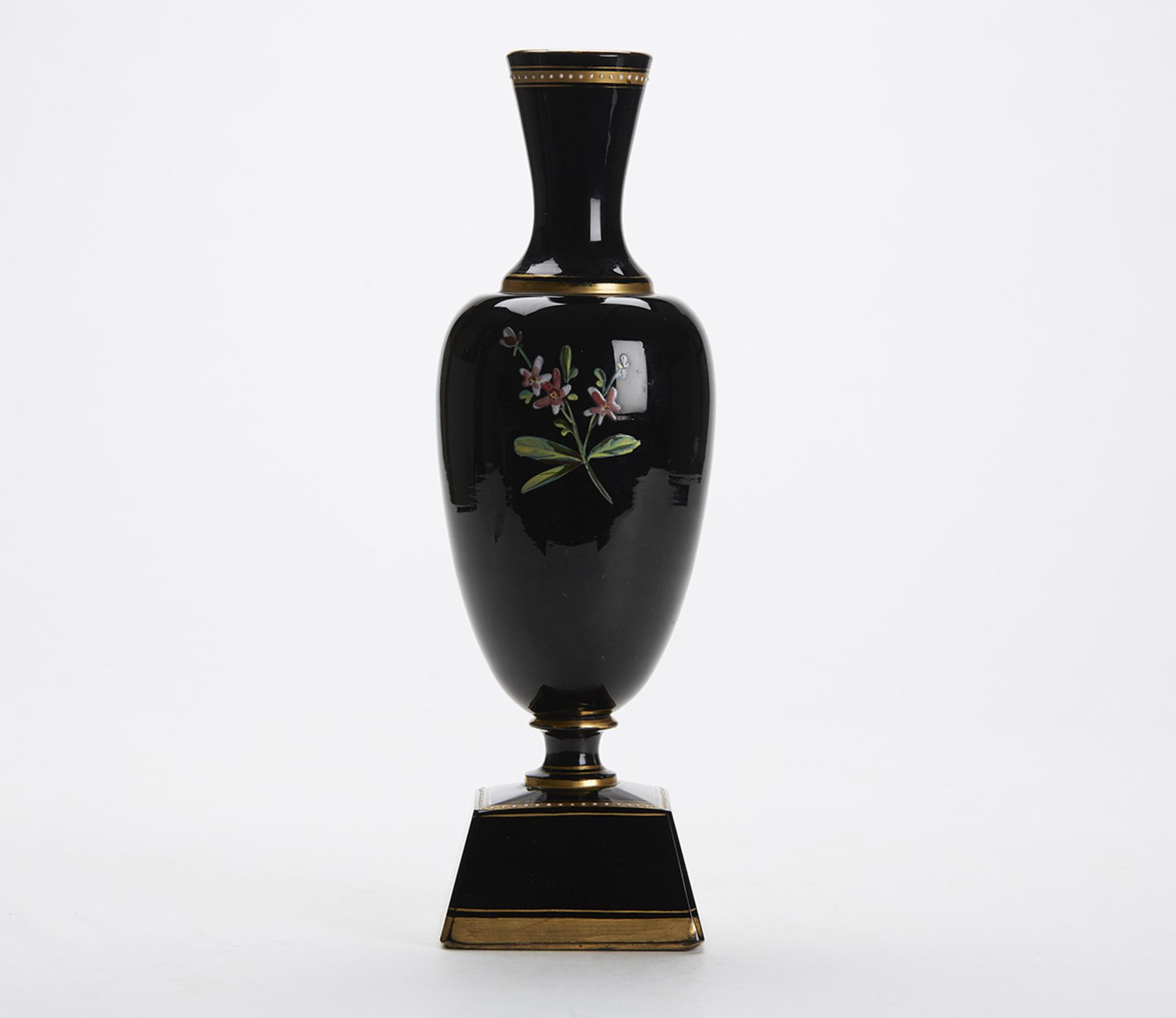 ANTIQUE BLACK GLASS VICTORIAN VASE WITH BIRDS 19TH C. - Image 5 of 9