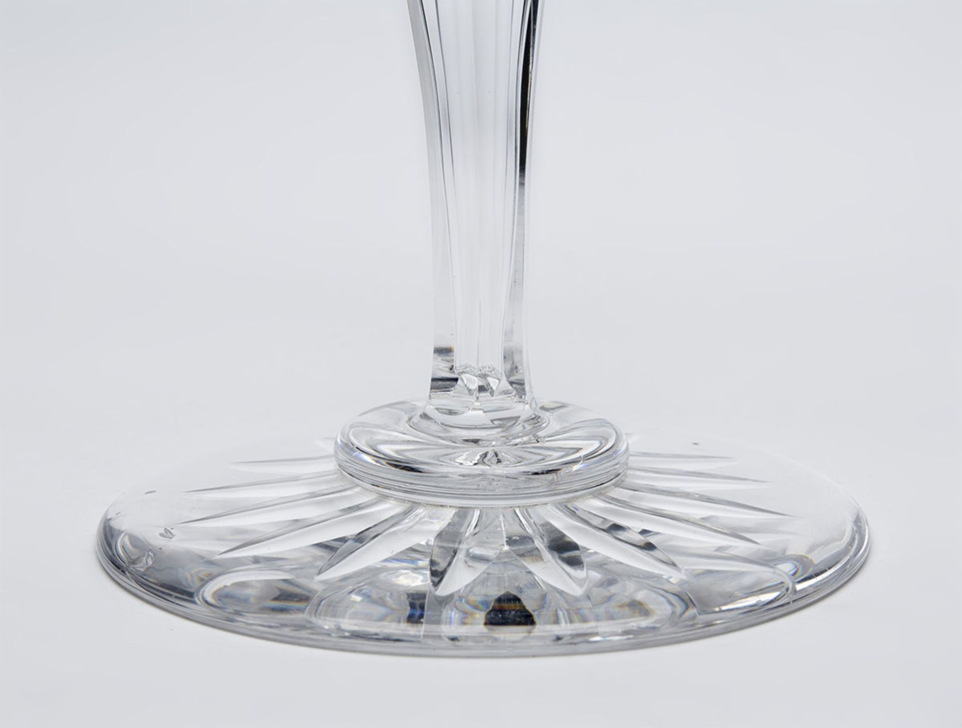ANTIQUE GARLAND ENGRAVED GLASS TAZZA 19TH C. - Bild 2 aus 7