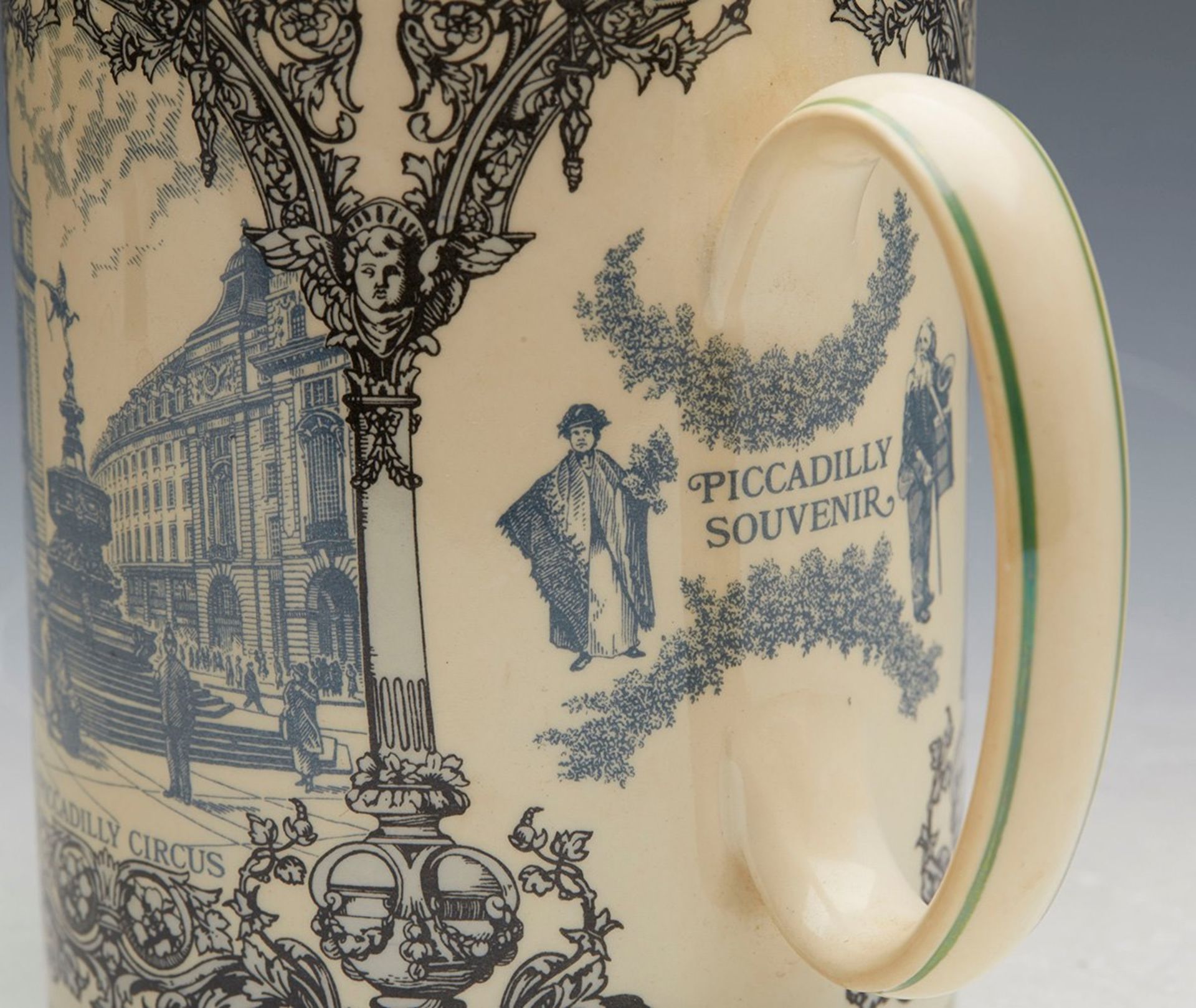 VINTAGE WEDGWOOD THE PICCADILLY SOUVENIR MUG FOR GERED c.1970 - Bild 5 aus 6