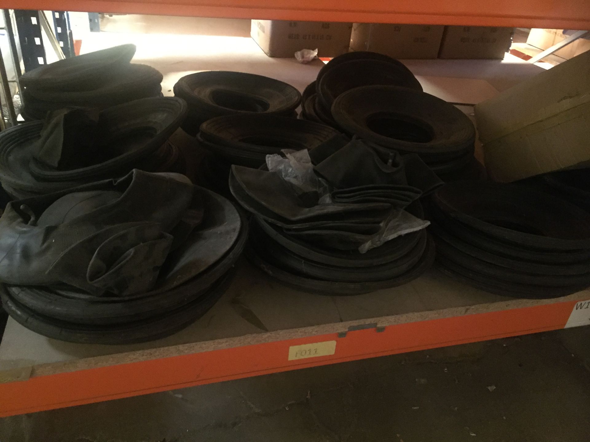 Bay of Assorted Garden parts. 55 Wheel Barrow Wheels, 20 inner tubes, 50 pairs of gloves and 80 - Image 5 of 8