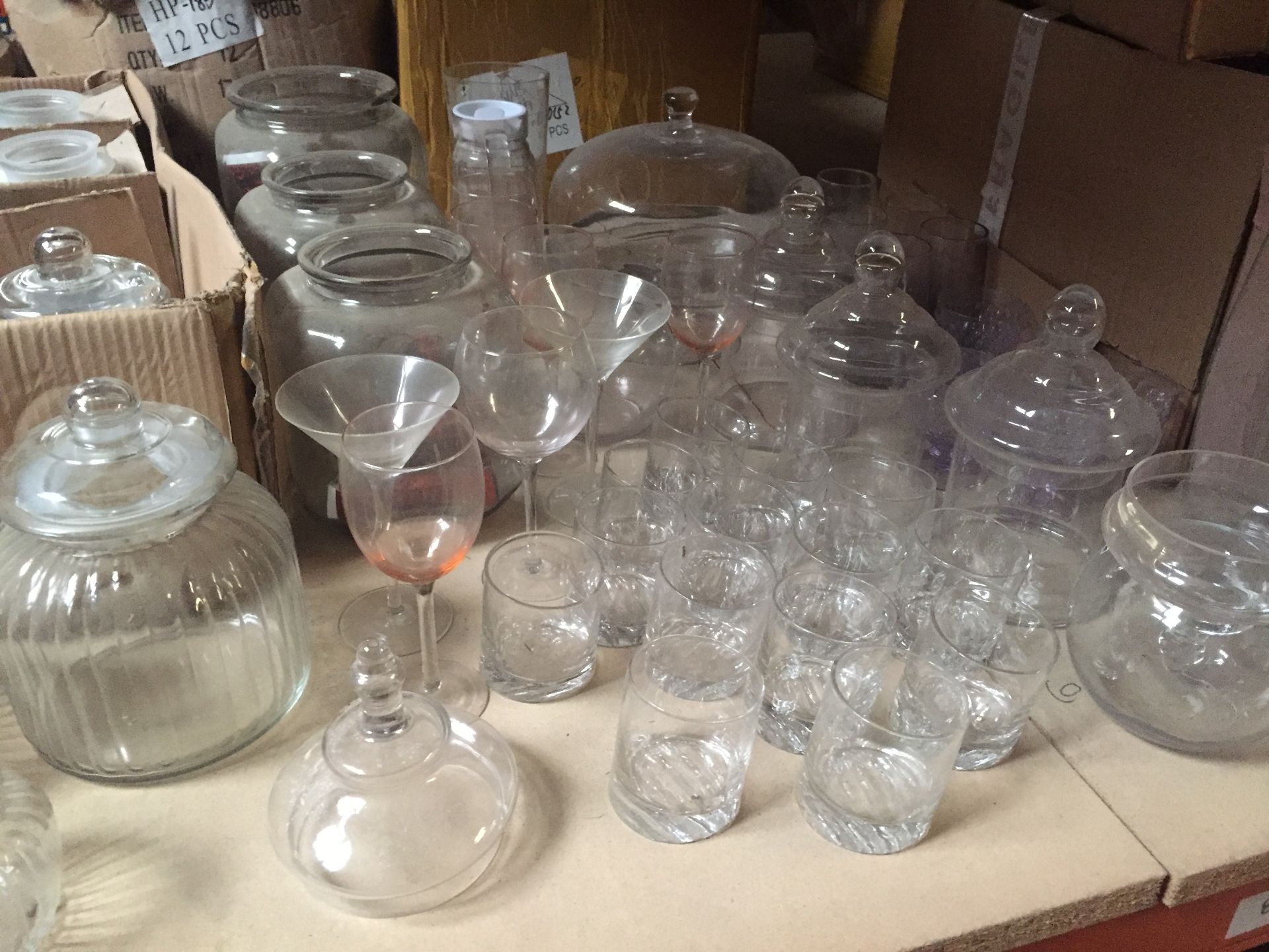 Bay 7. Large Amount Of Mixed Glass Loose. Whisky Glasses, Wine Glasses, Sweet Jars. Over 100 - Image 3 of 16