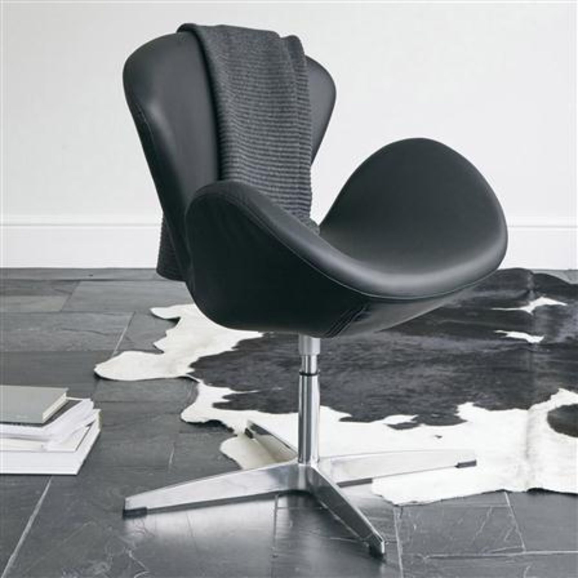 Swan Chair black