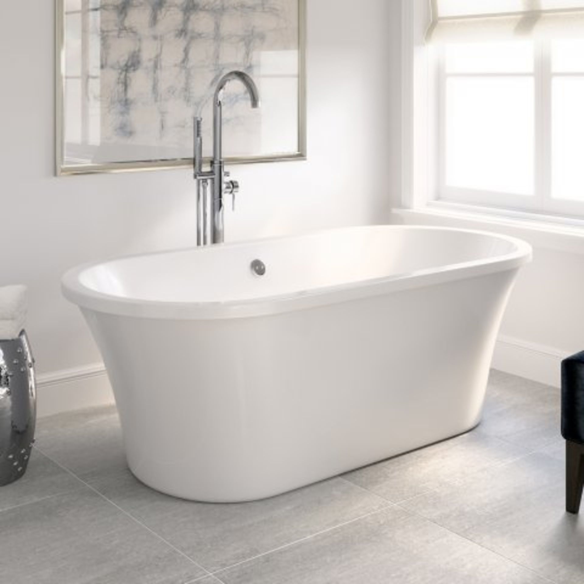 (I13) 1700mm x 800mm Kate Freestanding Bath - Large. Showcasing contemporary clean lines for a