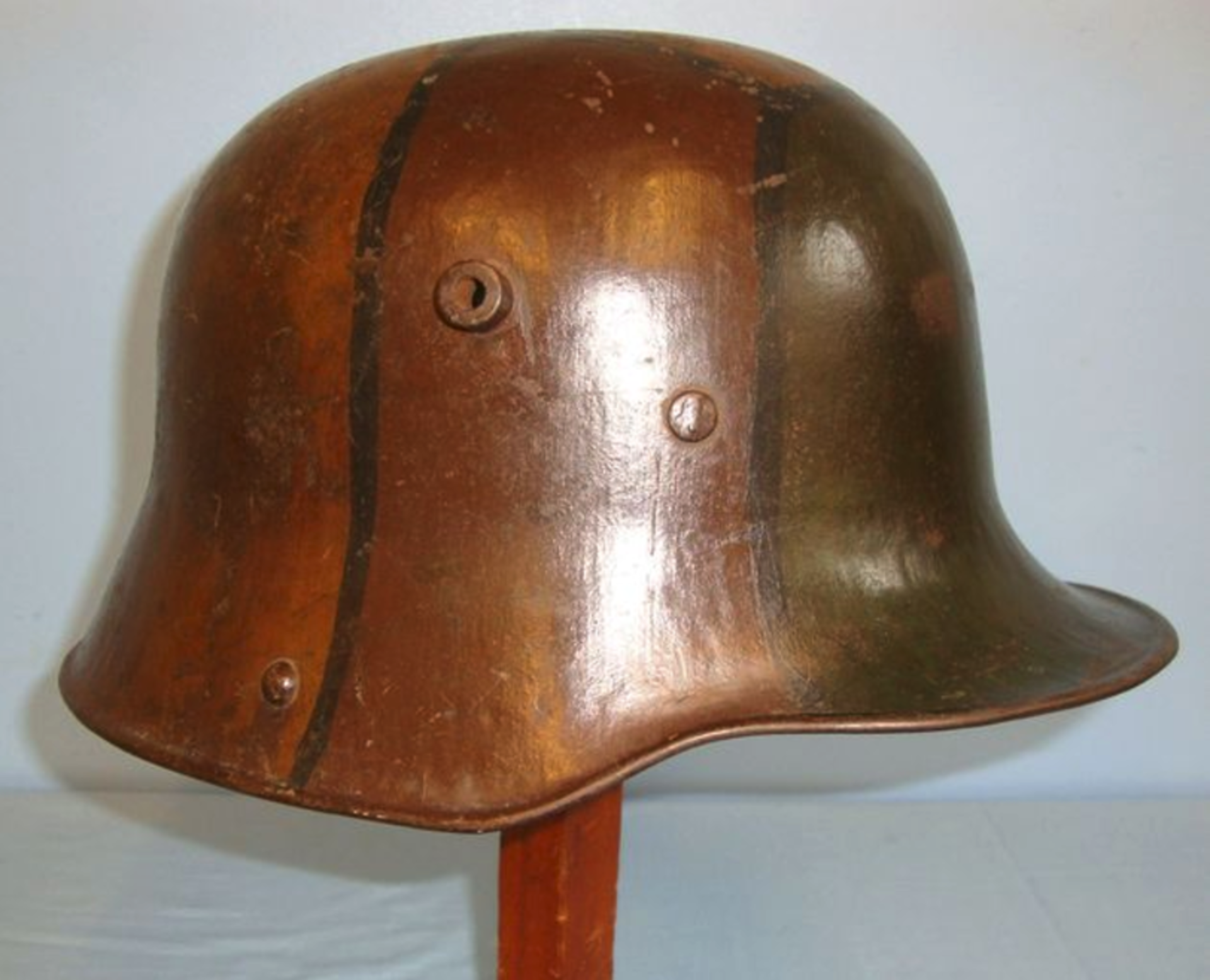 Rare, WW1 German M16 Combat Helmet With Original Sectional Camouflage Paint & Padded Liner.