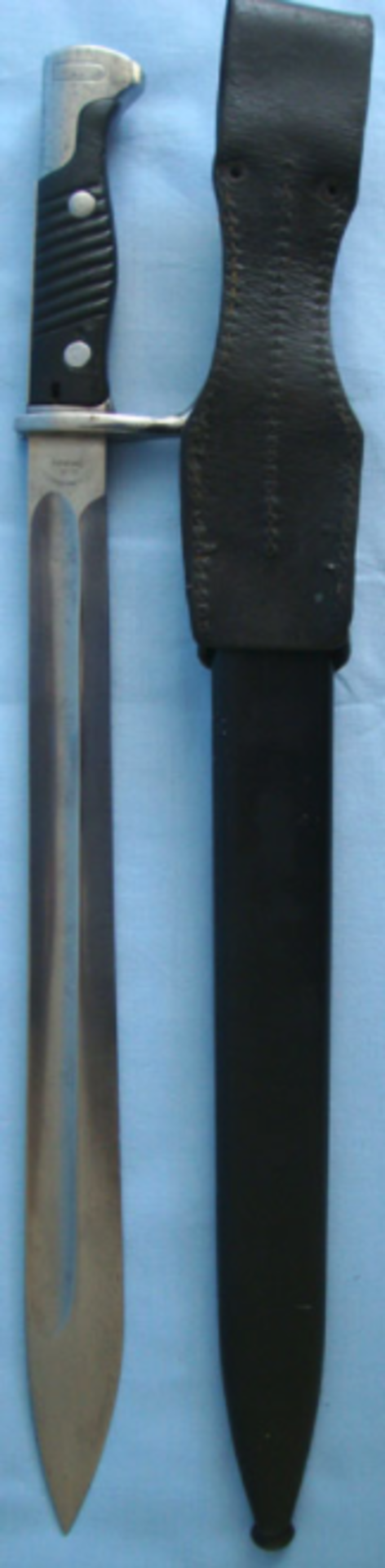 WW1 1916 Imperial German Mauser 1898/05 G98 Sawback Butcher Bayonet - Image 2 of 3