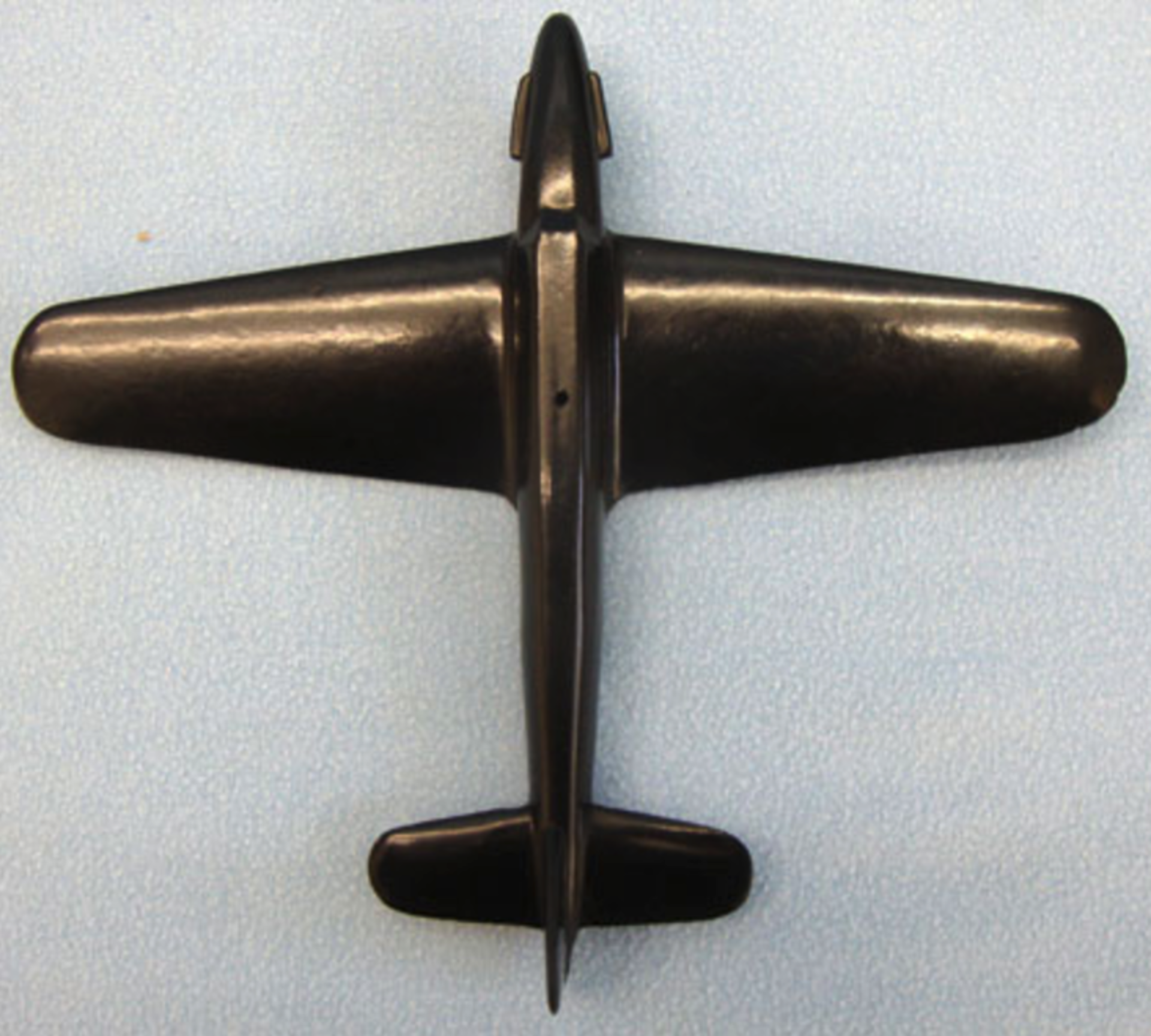 WW2 Royal Air Force & Royal Observer Corps 'Bakelite' Recognition Model of a Fairey Fulmar - Image 2 of 3