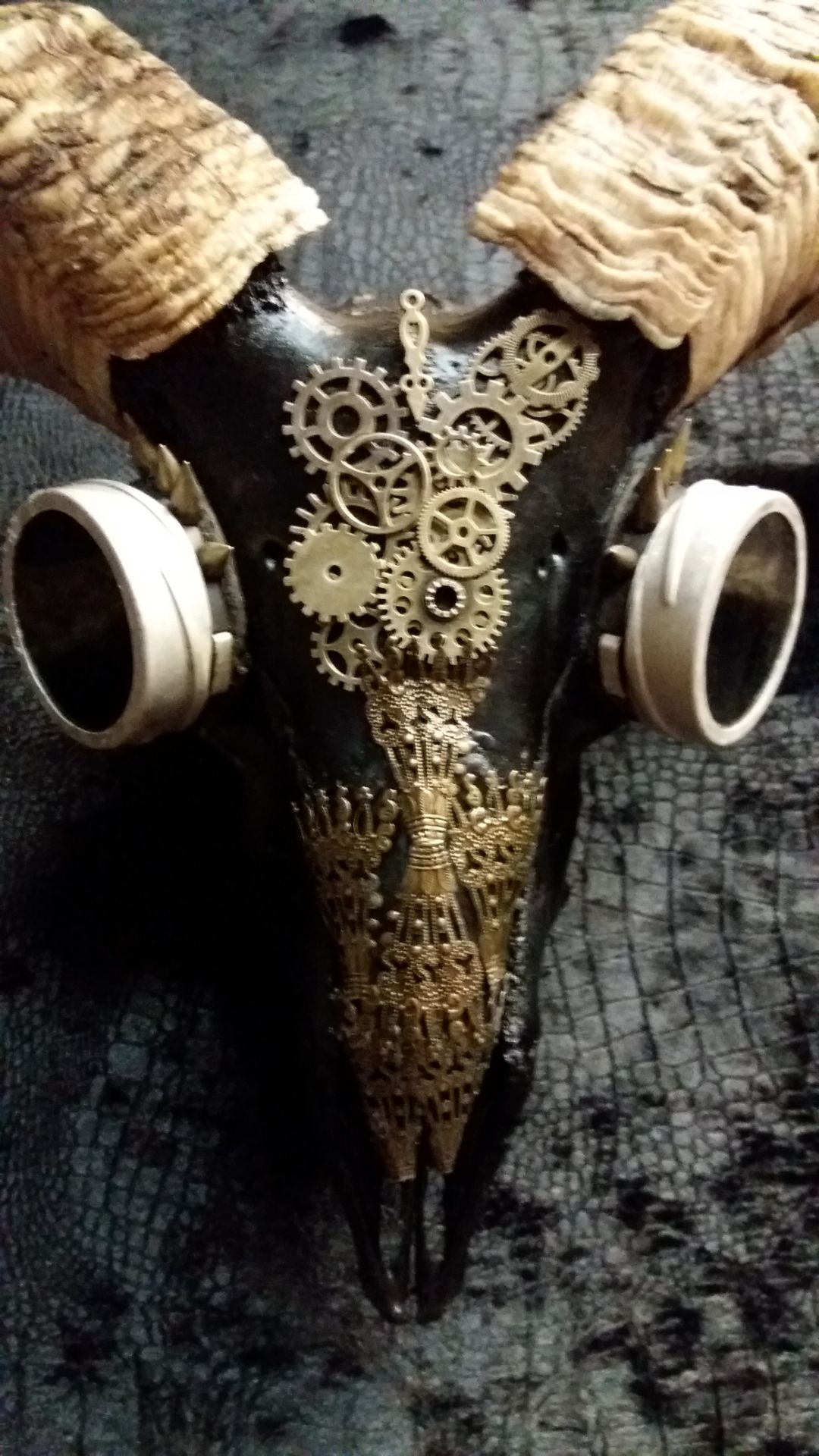 Jar JAR PUNK' Steampunk inspired skull art sculpture Aries Ram - Image 3 of 6