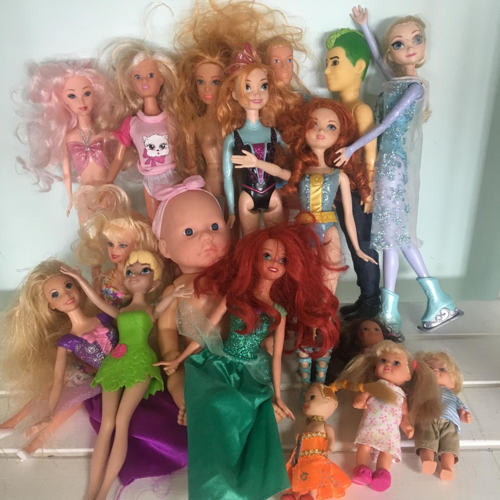 Collection of dolls to include Disney Princess and more. Includes free UK delivery.