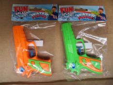 200 x Brand New Fun Splash Water Pistols - 2 Colours. RRP £1.99 each, giving this lot a total