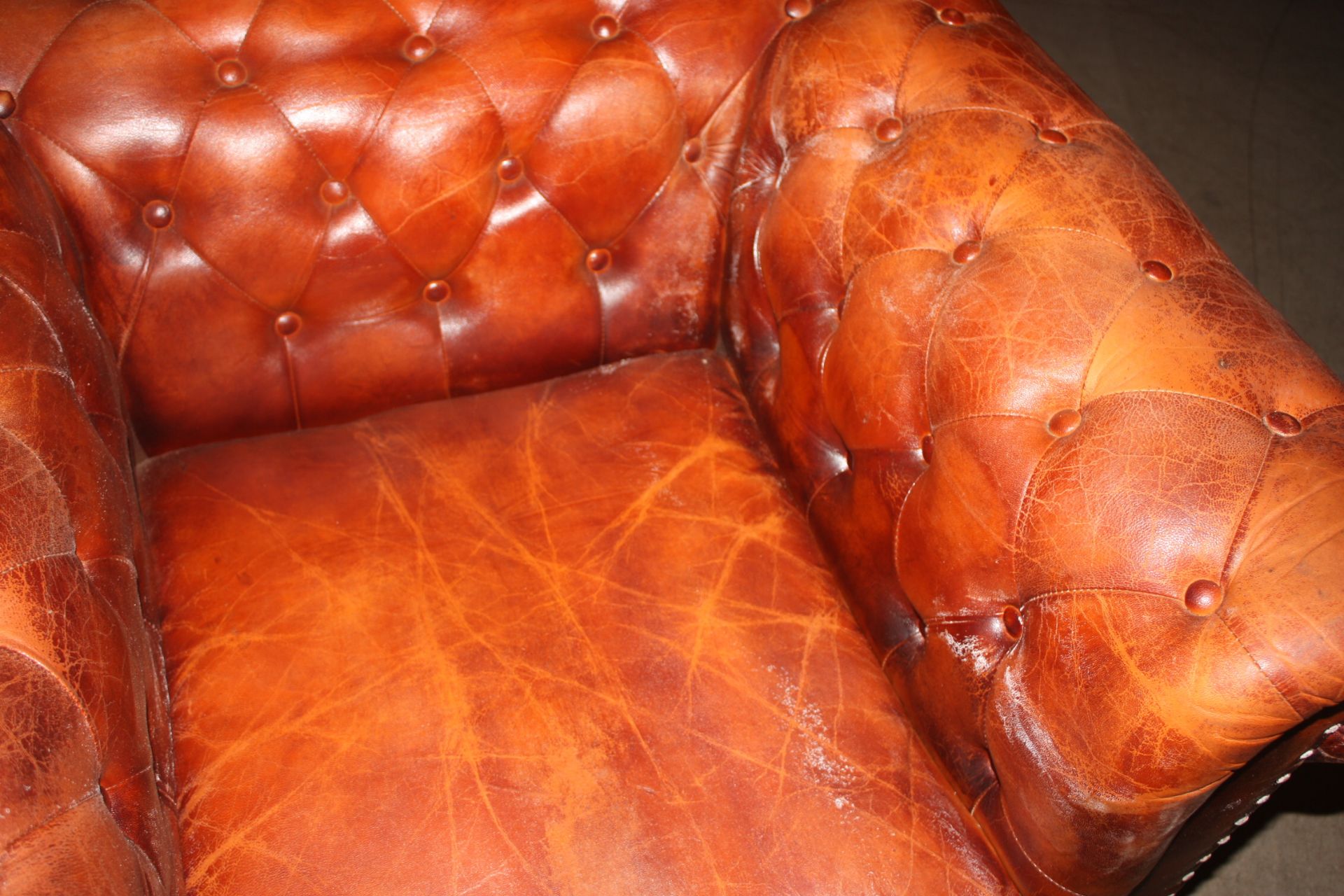 Shoreditch Low Back Leather Chesterfield Club Armchair In Tan Handmade Shoreditch leather - Image 5 of 6