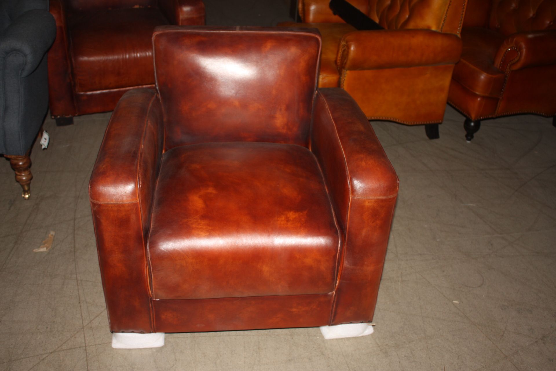 Jazz Leather Club Armchair - Image 2 of 11