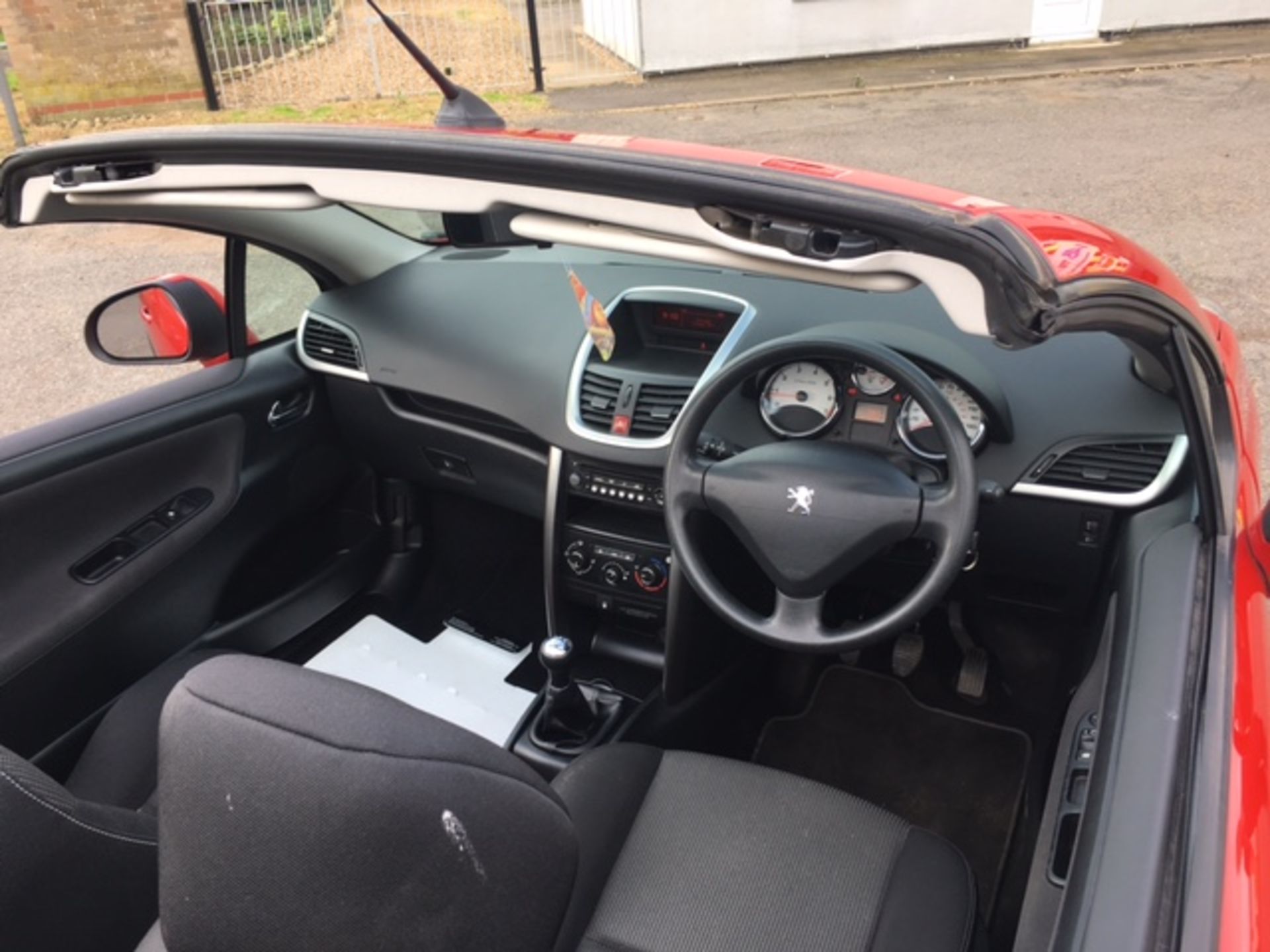 Peugeot 207 Sports Convertible 1598Cc - No VAT on Hammer - Image 7 of 12