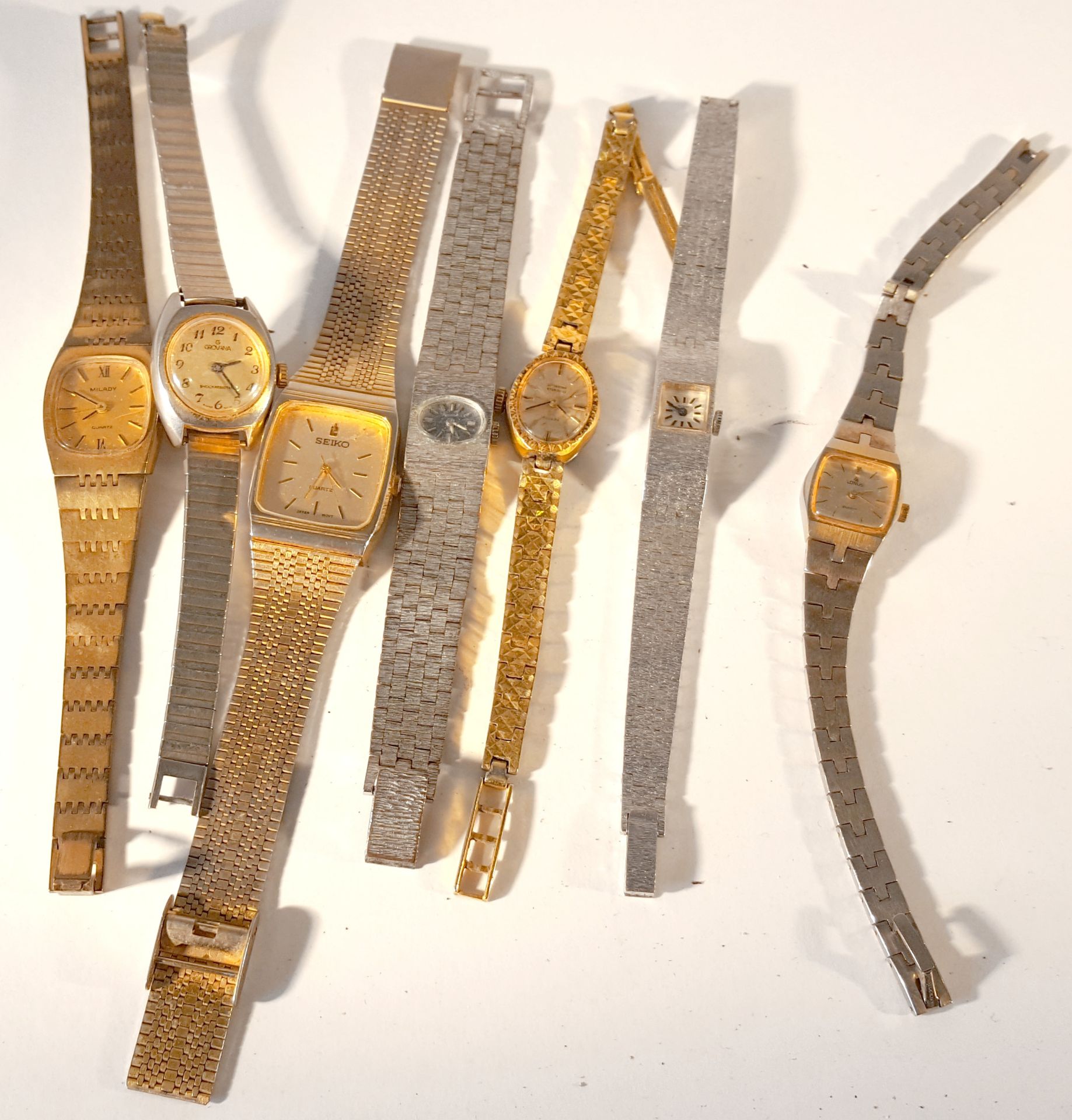 Parcel of Vintage Retro Assorted Watches NO RESERVE