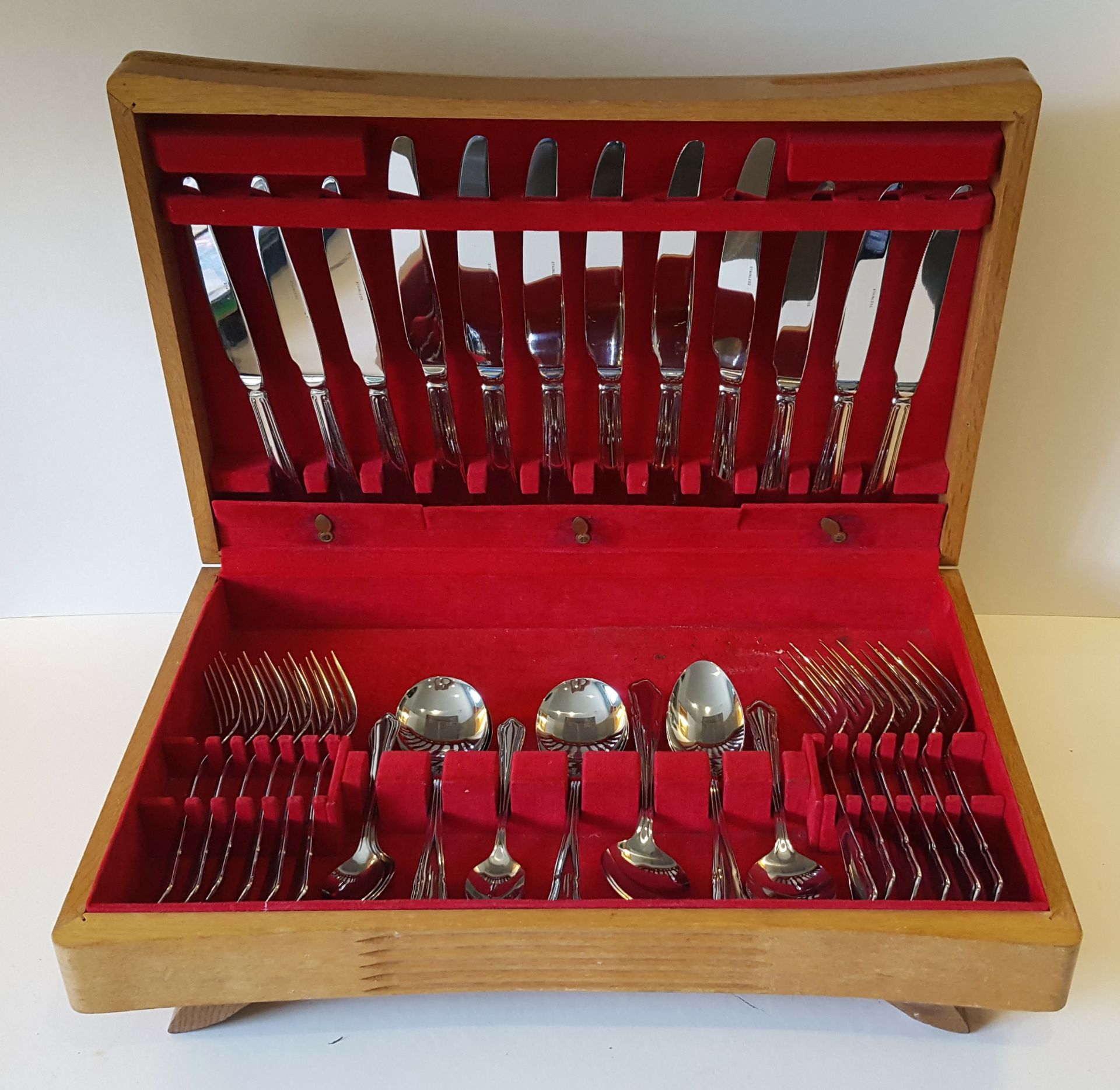 Vintage Retro Canteen of Cutlery Stainless Steel 6 Settings