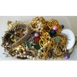 Parcel of Vintage Retro Costume Jewellery. NO RESERVE