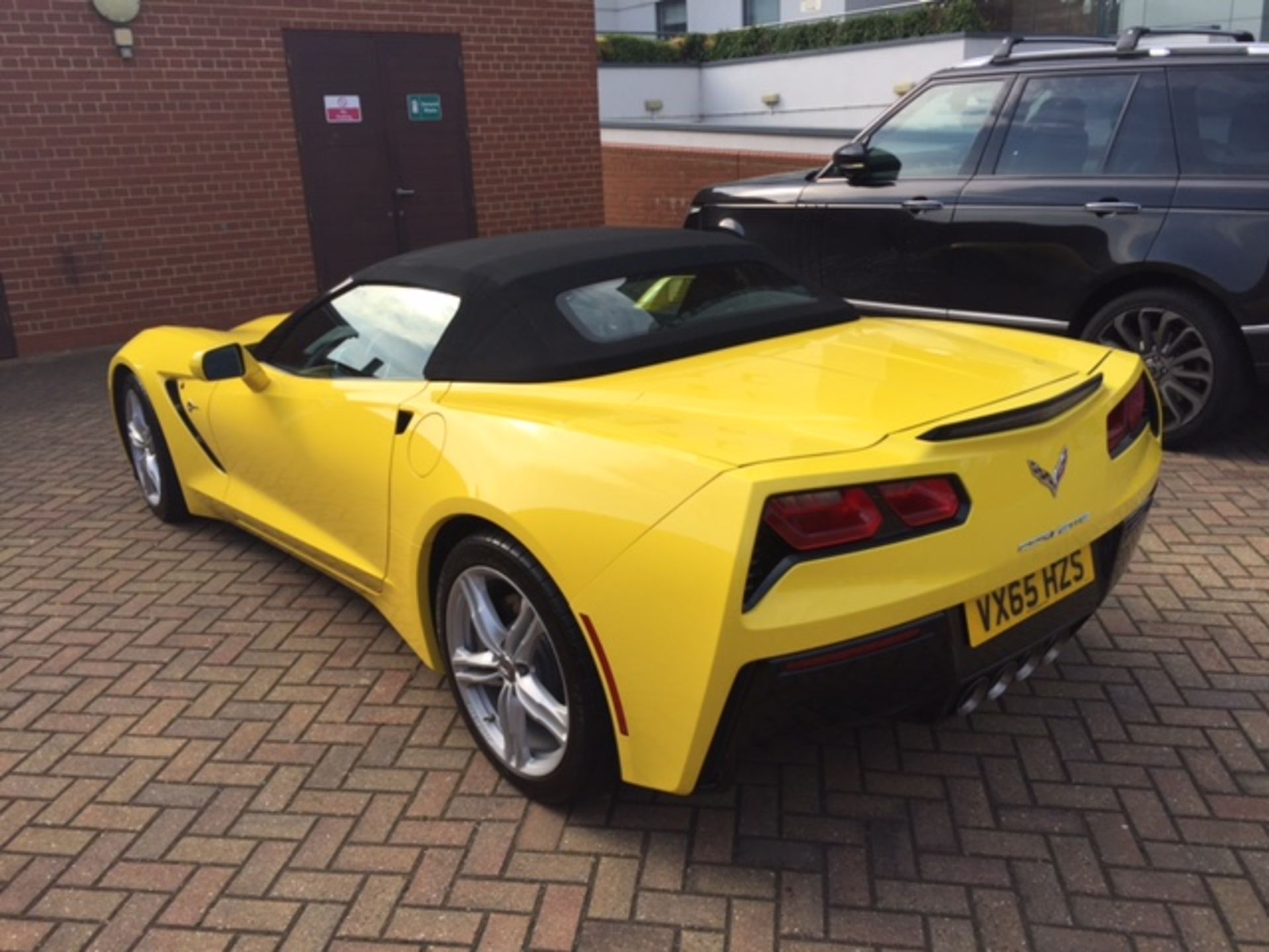 2016 Chevrolet Stingray Convertible - Image 37 of 39