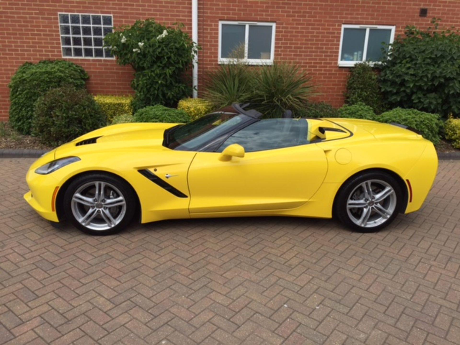 2016 Chevrolet Stingray Convertible - Bild 27 aus 39