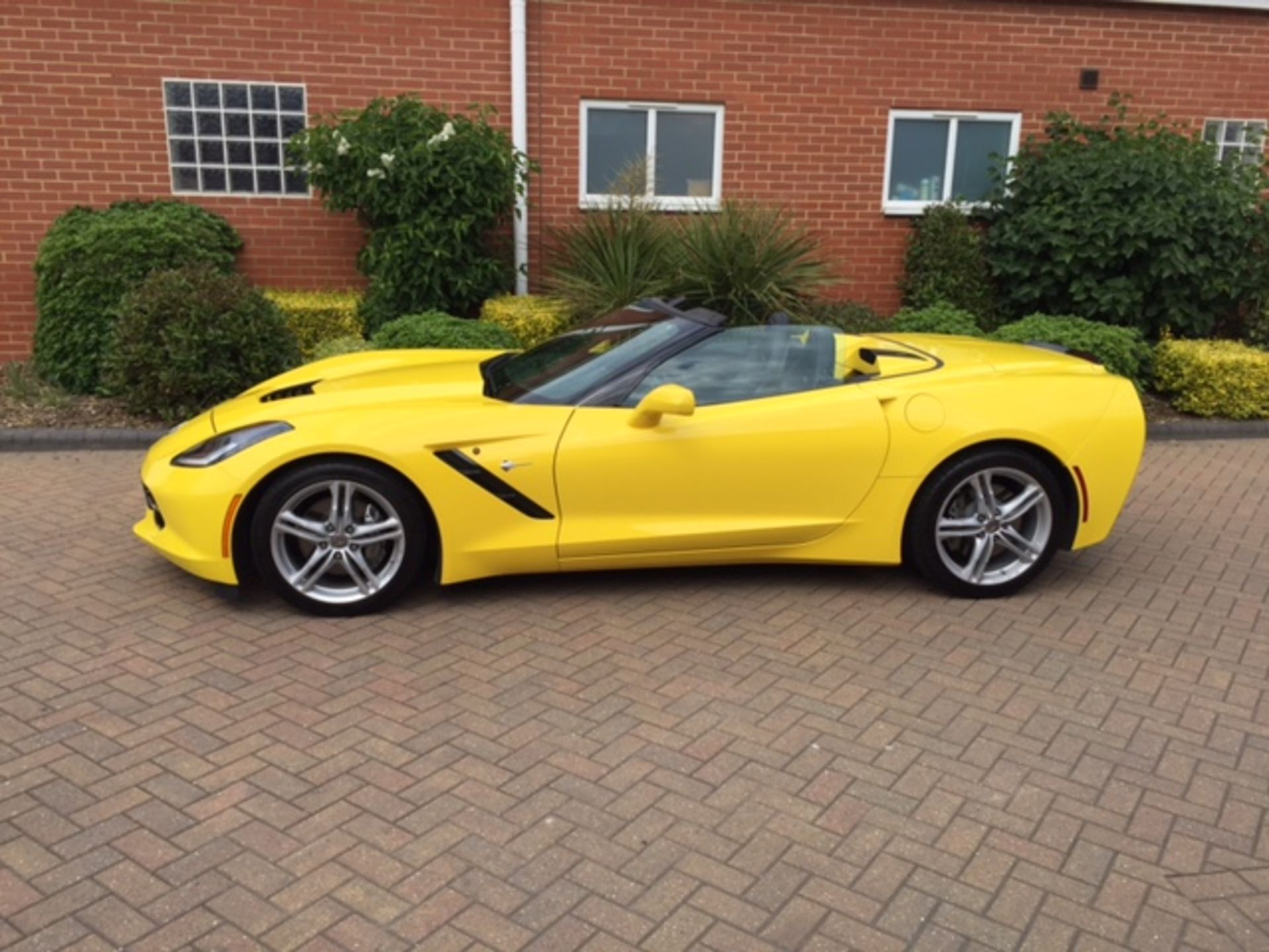 2016 Chevrolet Stingray Convertible - Bild 2 aus 39