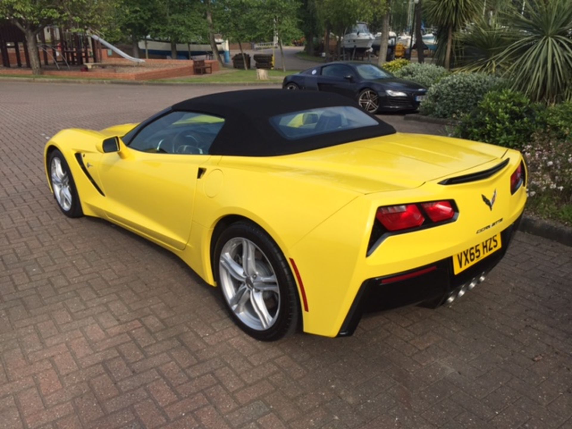 2016 Chevrolet Stingray Convertible - Bild 22 aus 39