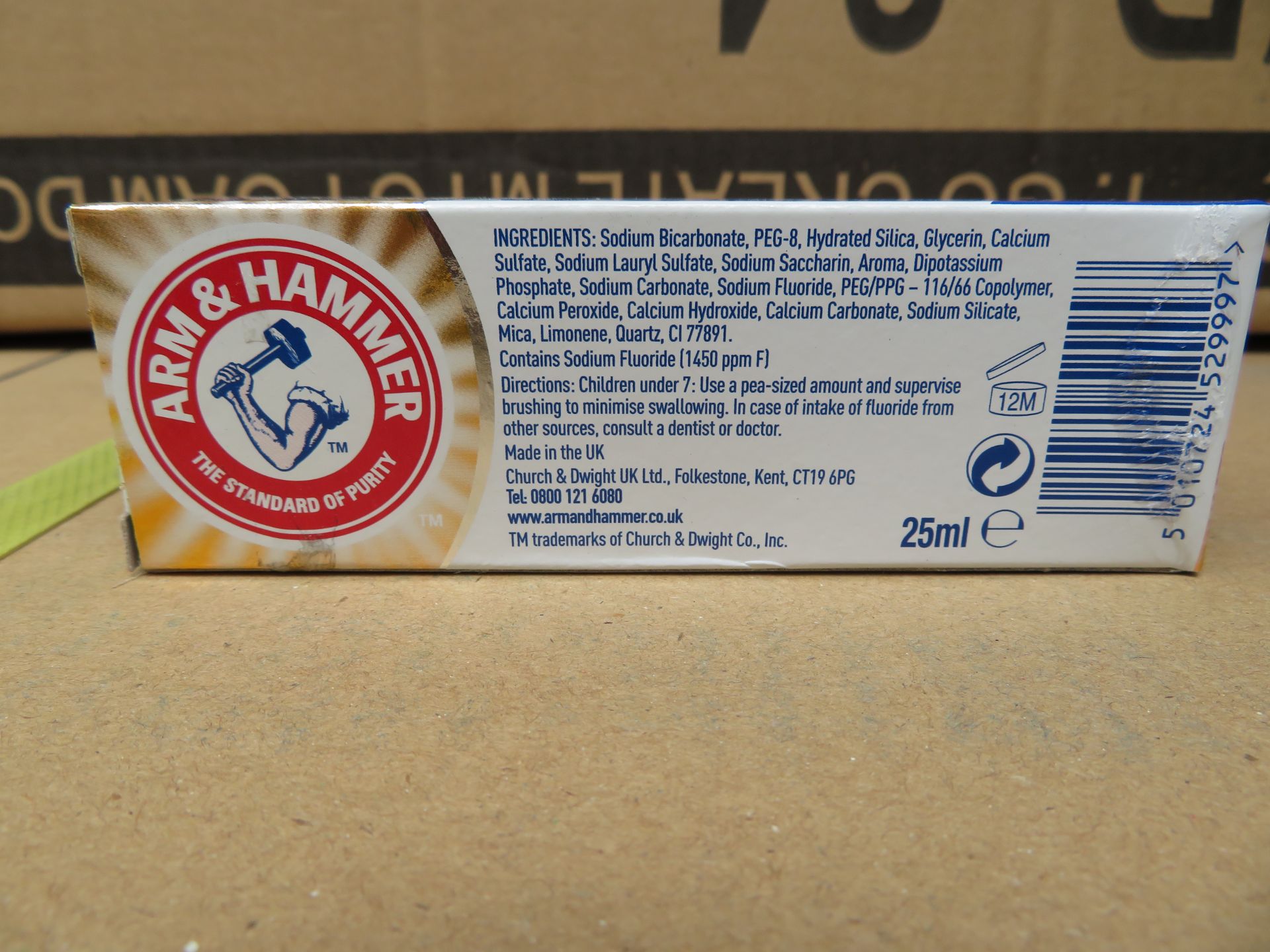 144 x Arm & Hammer Total Pro Clean + Repair Baking Soda Tooth Paste. 25ml with Active Calcium. - Image 2 of 2