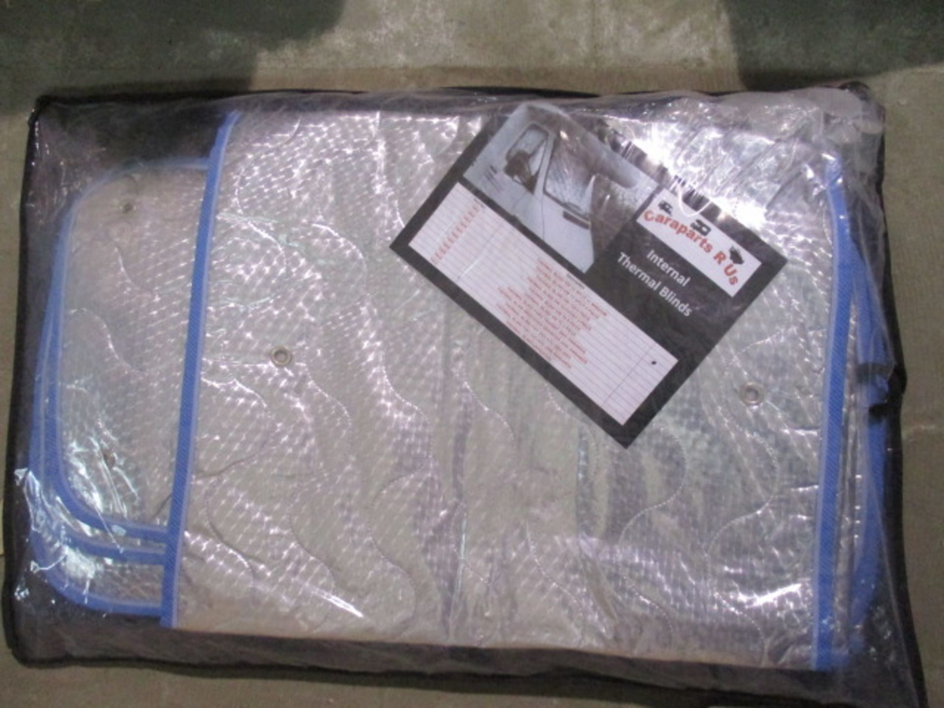 Sealed unused motorhome/van/caravan thermal blind shade set RRP £39.99