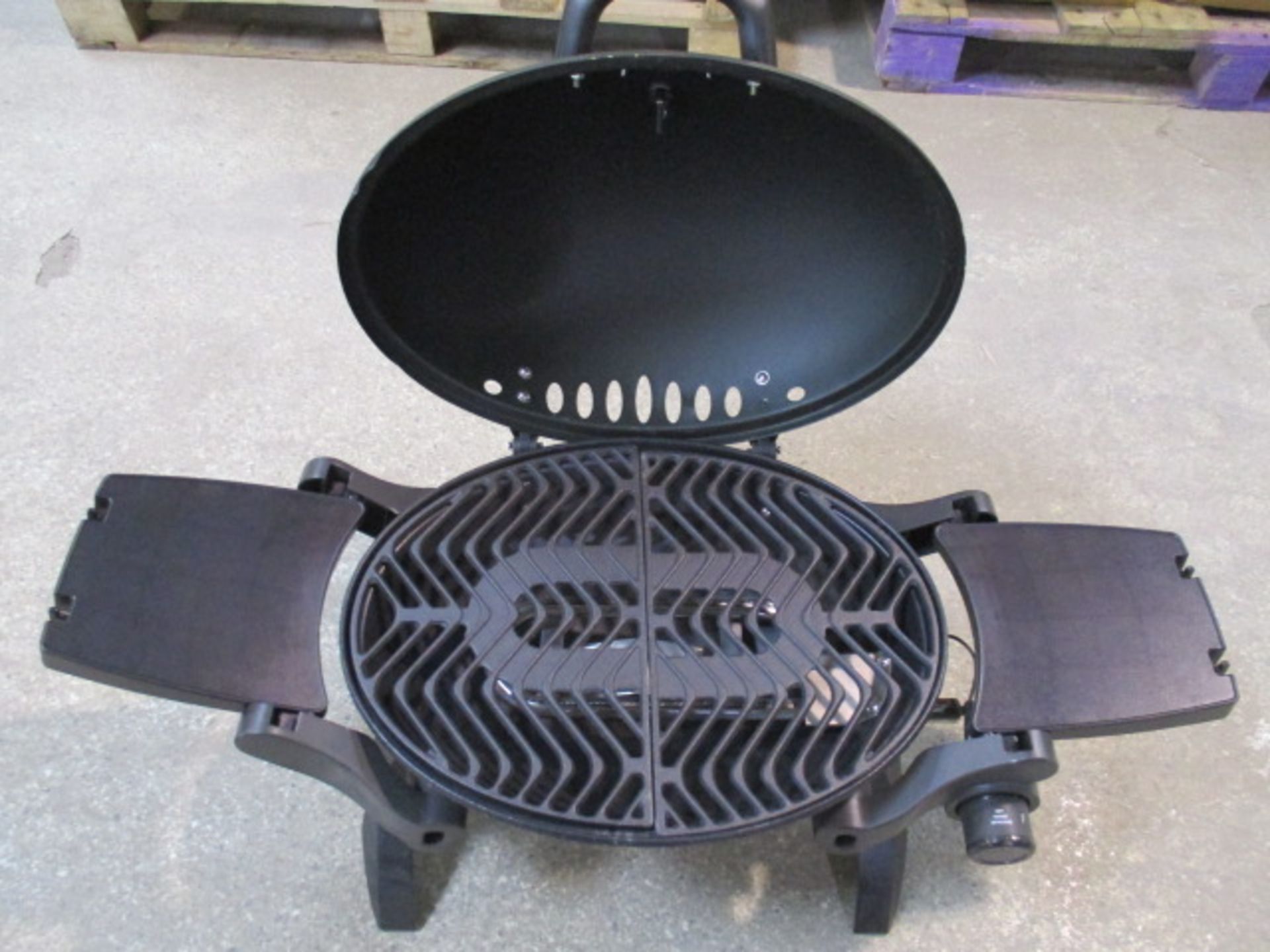 Unused Cheffette portable gas barbecue with side trays and standing legs - Image 2 of 2