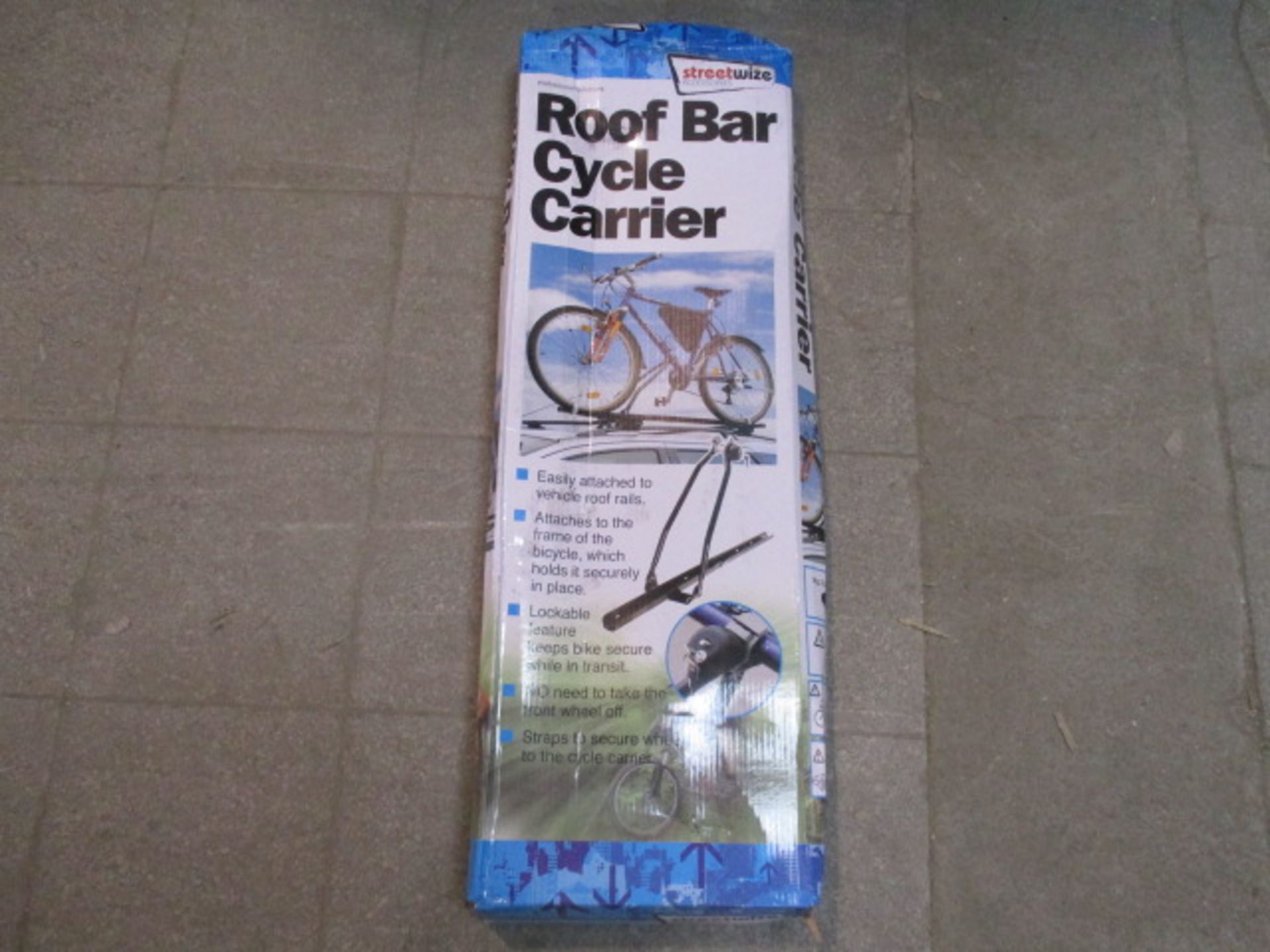Unused boxed Streetwize roof bar cycle carrier RRP £24.99