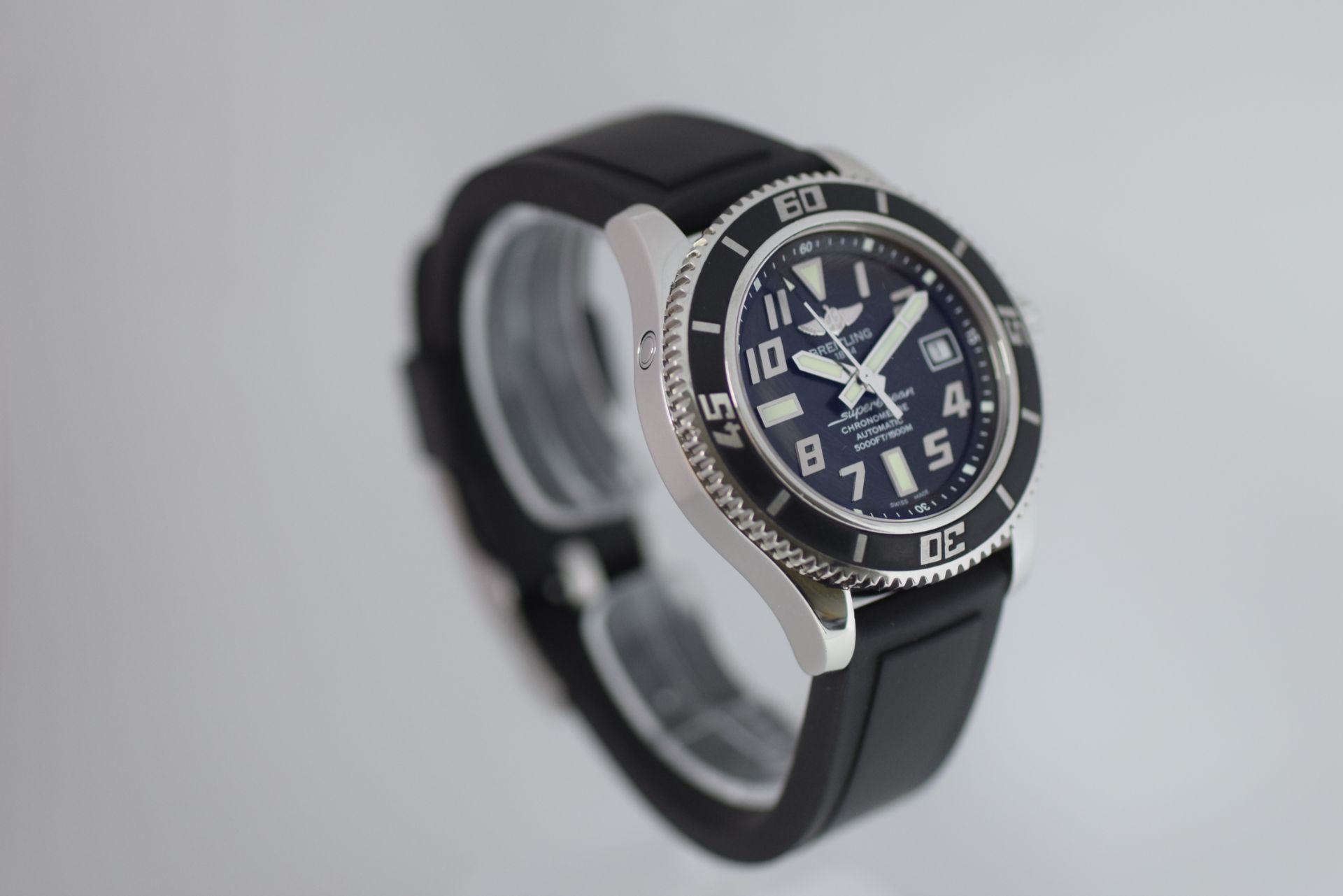 Breitling Superocean A17364 Watch with papers - Image 4 of 10