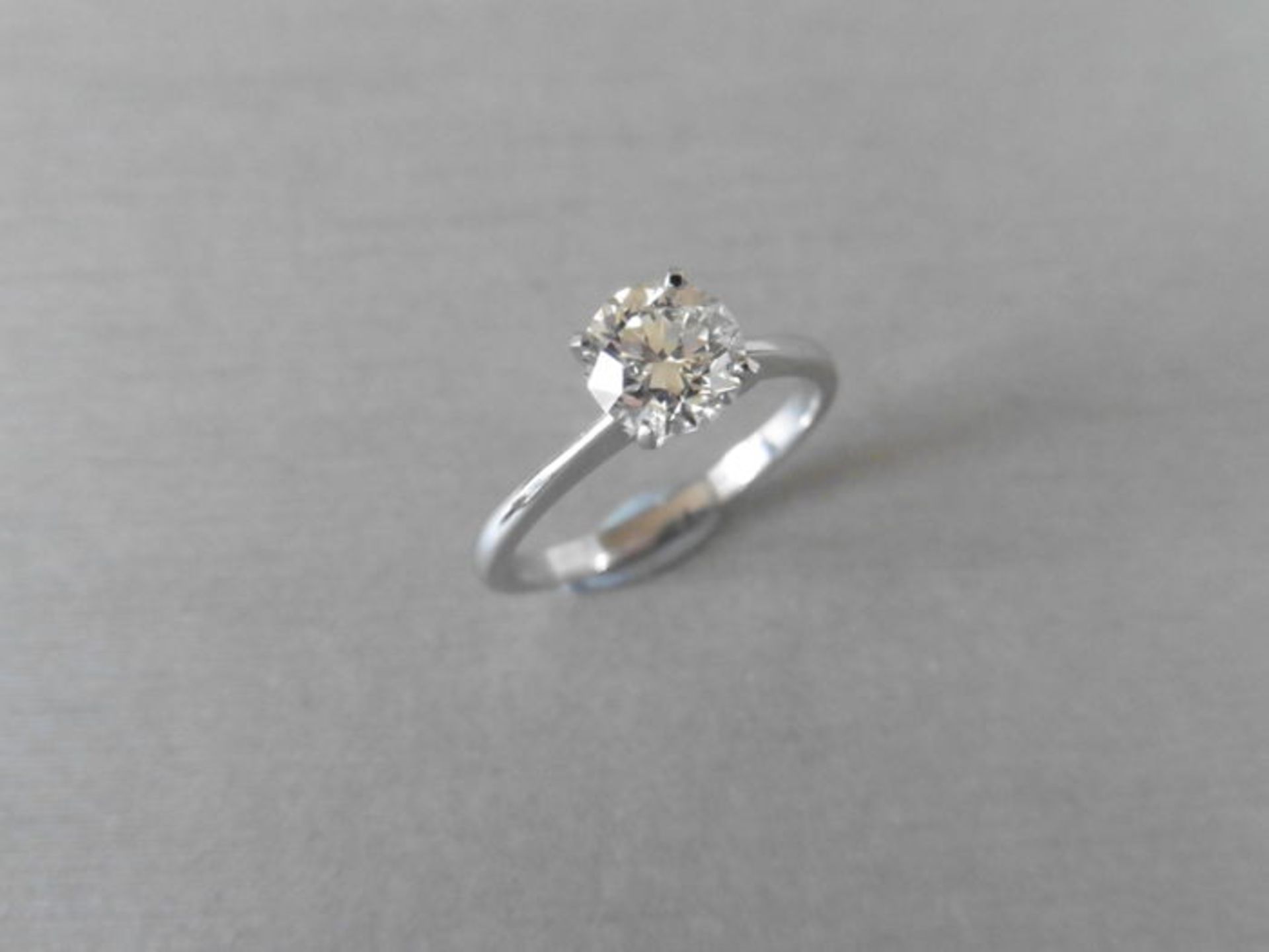 1.01ct Diamond solitaire ring with a brilliant cut diamond, H colour and Si1 clarity. Set in 18ct