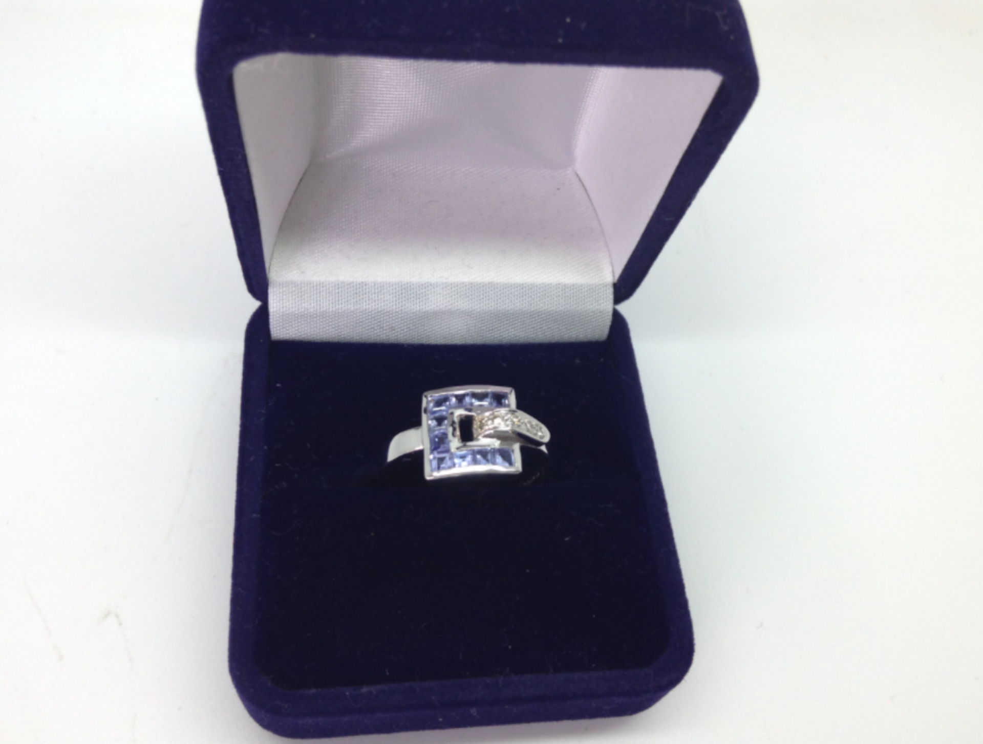 Tanzanite and diamond 9ct white gold Ring brand new in box