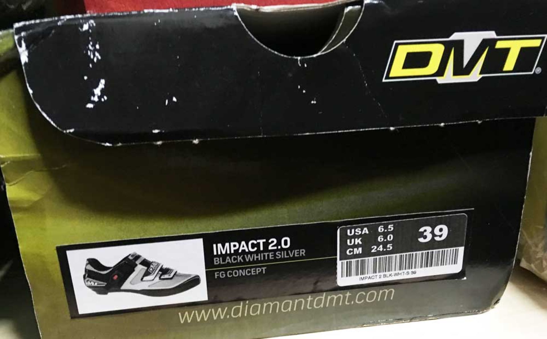 Size 6 Pair of DMT Cycling Shoes, New - Image 2 of 2