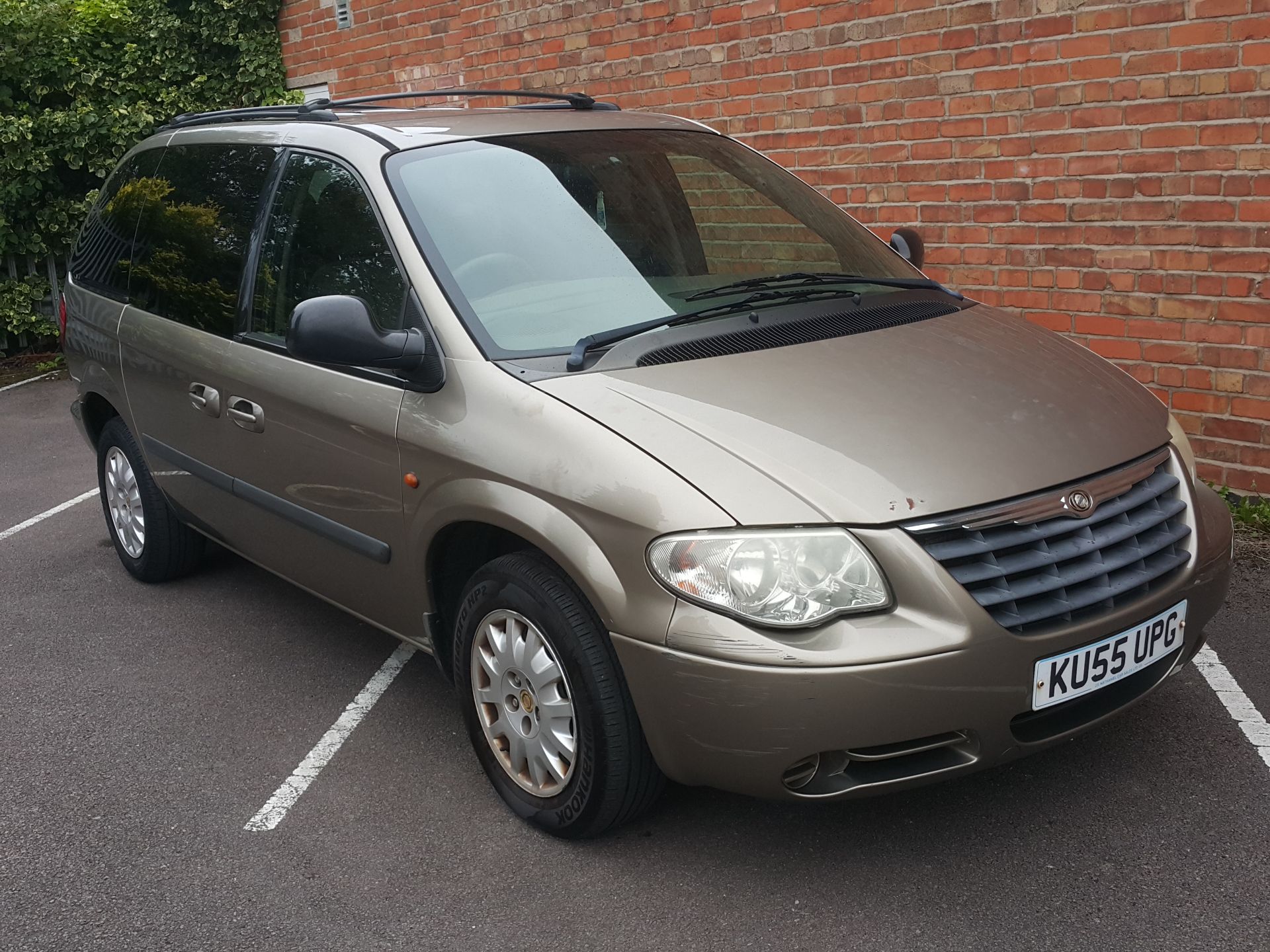 CHRYSLER VOYAGER 2.0 SE PLUS CRD 7 SEATER