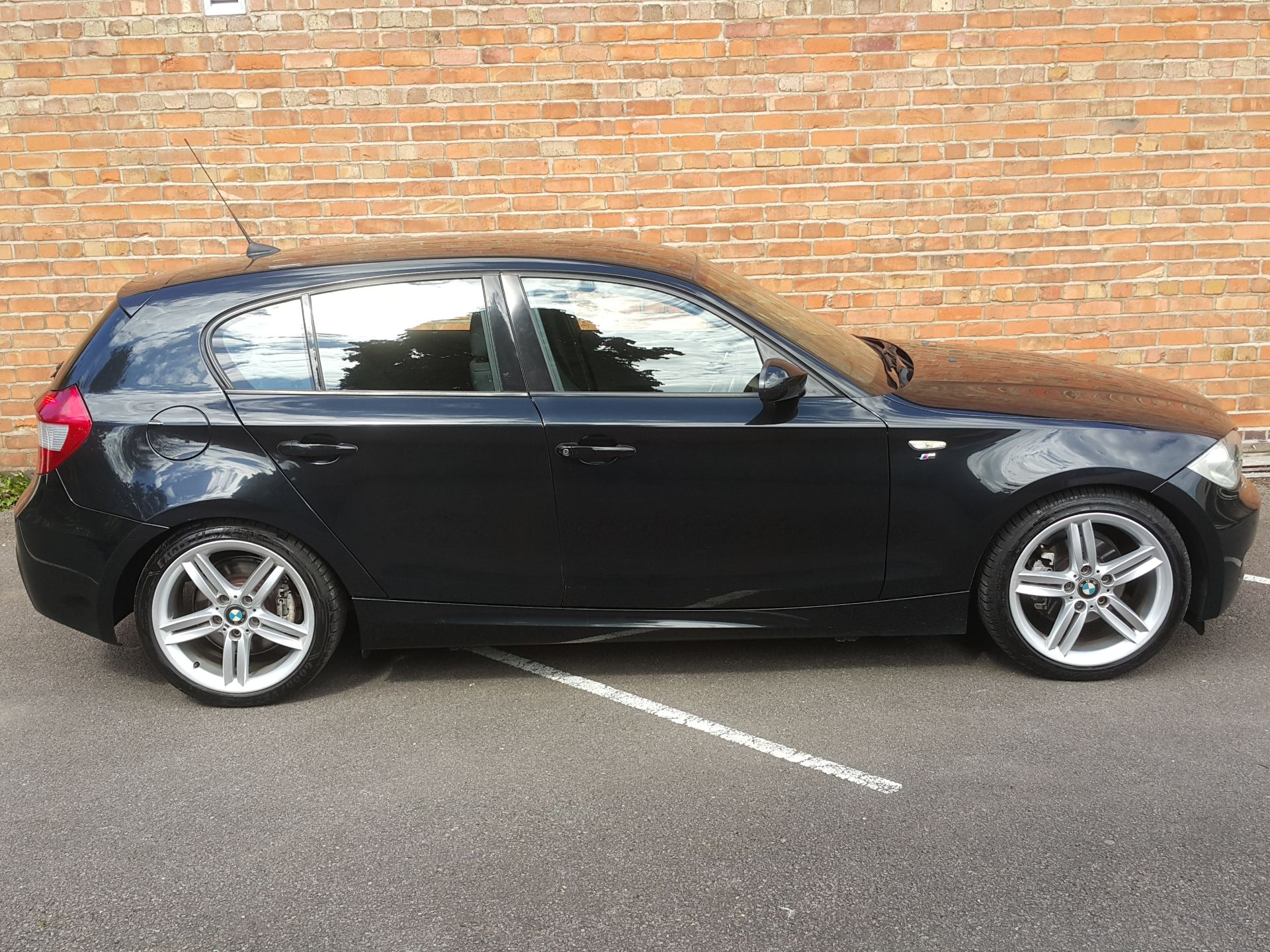 BMW 120D M SPORT 2.0 DIESEL 5Dr - Image 5 of 19