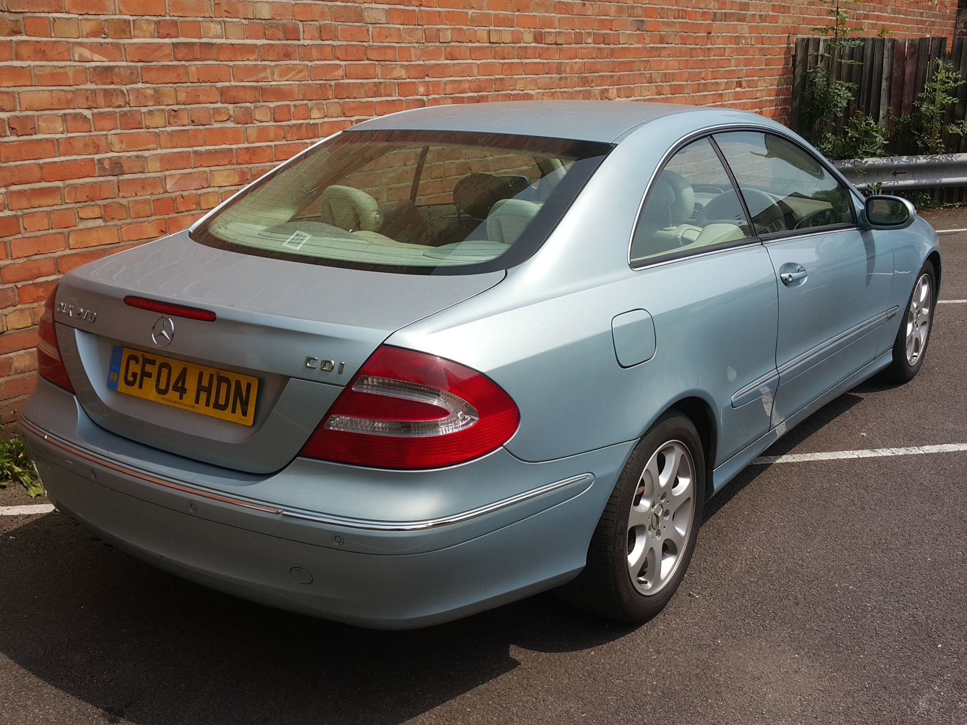 MERCEDES-BENZ CLK270 2.7 CDI AUTO ELEGANCE 2DR (March 2004 93,000 Miles) - Image 7 of 18