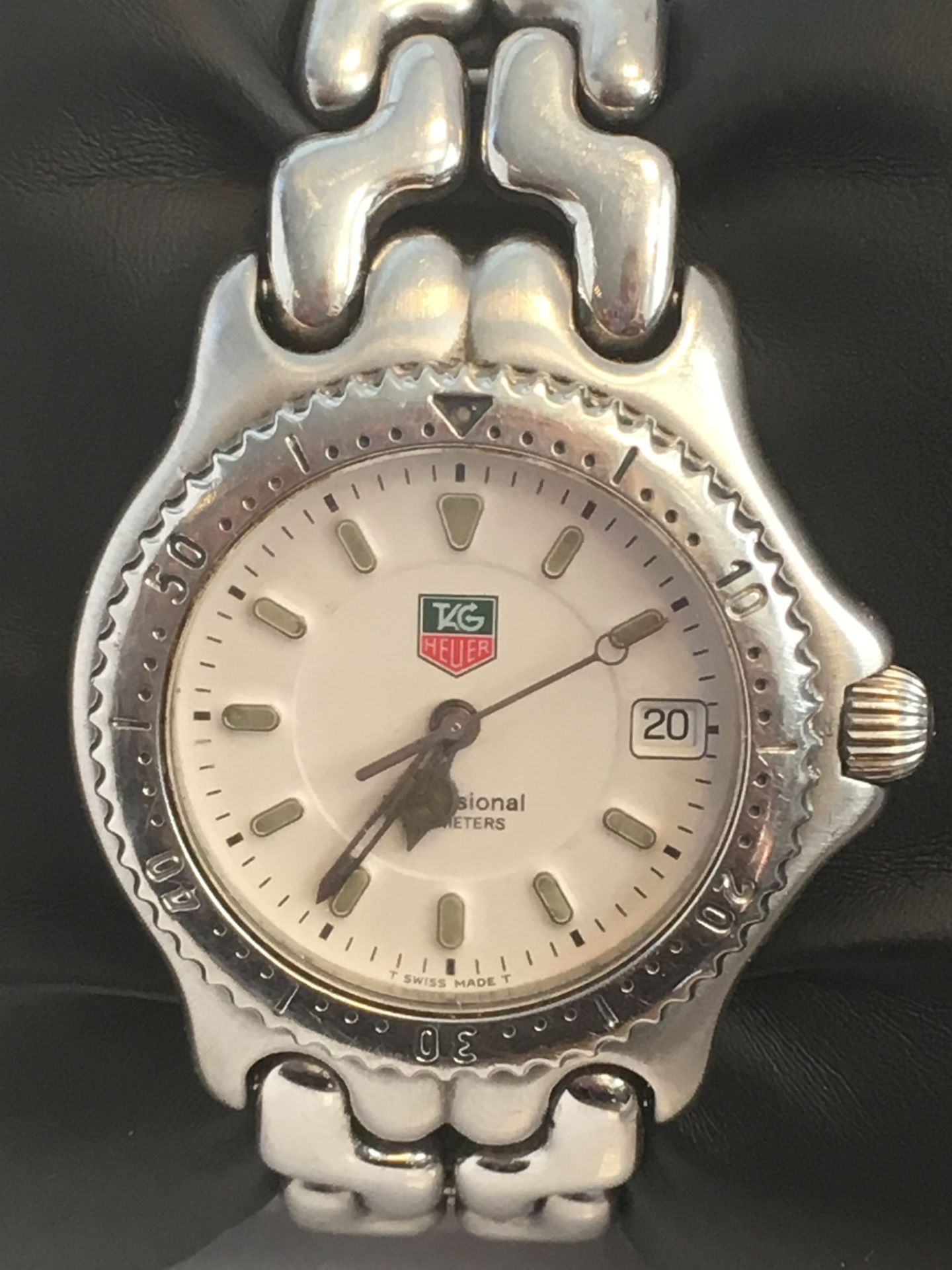 PRE OWNED TAG HEUER SEL GENTS QUARTZ WATCH. - Image 2 of 4