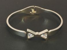 Pretty Bow Bracelet