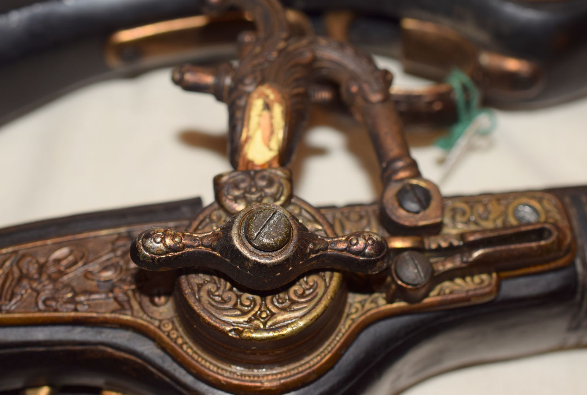 Pair Of Wheel Lock Blunderbusses Replicas With 19th Century Powder Flask - Image 3 of 4