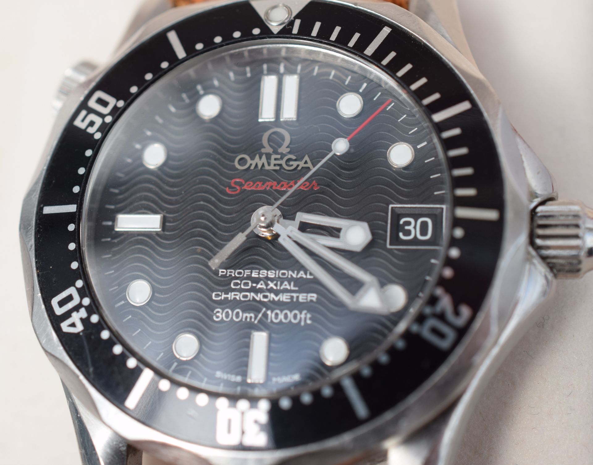 Omega Seamaster Co-Axial Automatic Mid Size Chronometer ***Reserve lowered*** - Image 4 of 6