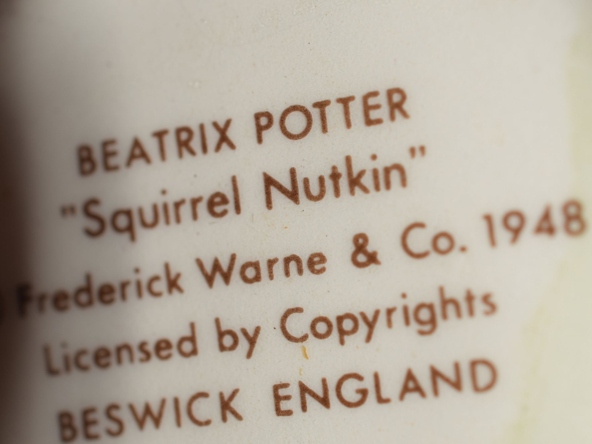 Beswick Squirrel Nutkin Figure 1948 - Bild 3 aus 3