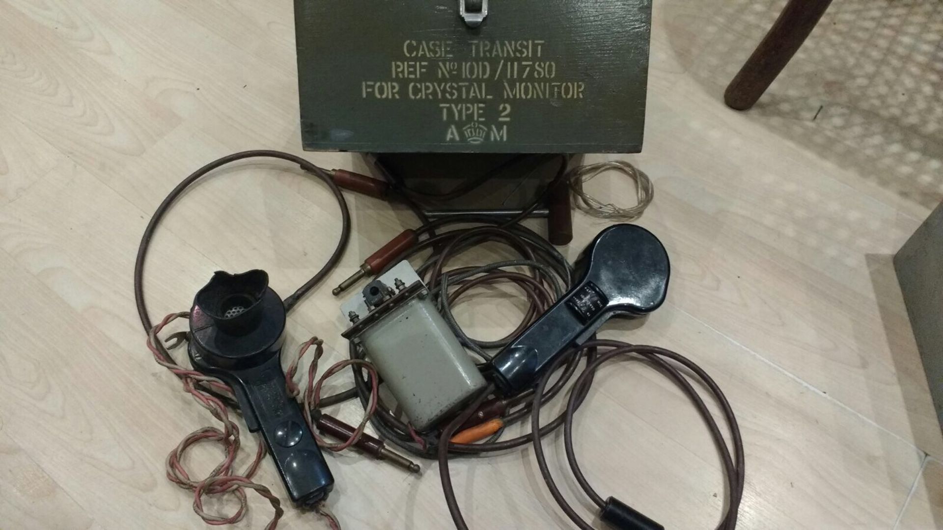 WW2 Crystal Monitor Type 2 in original wooden box