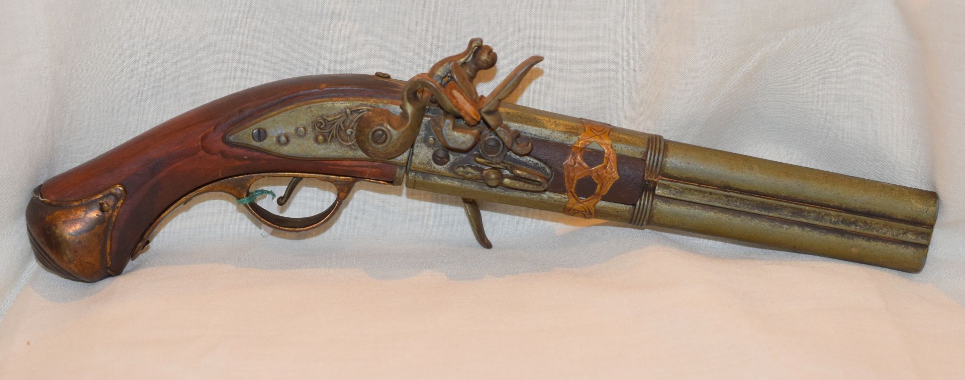 Flintlock Double Barrel Swivel Pistol Replica