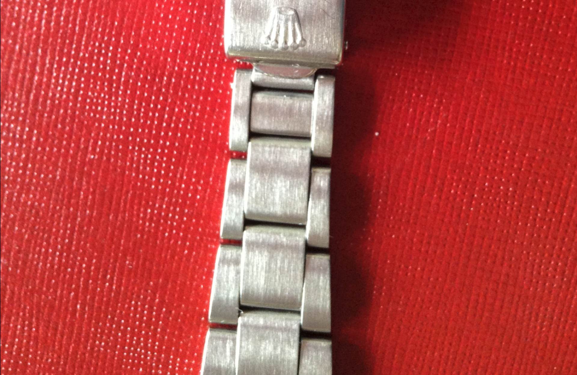 Rolex Gents Oyster Precision 6426 Stainless Steel with Silver Linen Dial 1972 **Reserve Lowered** - Image 7 of 9