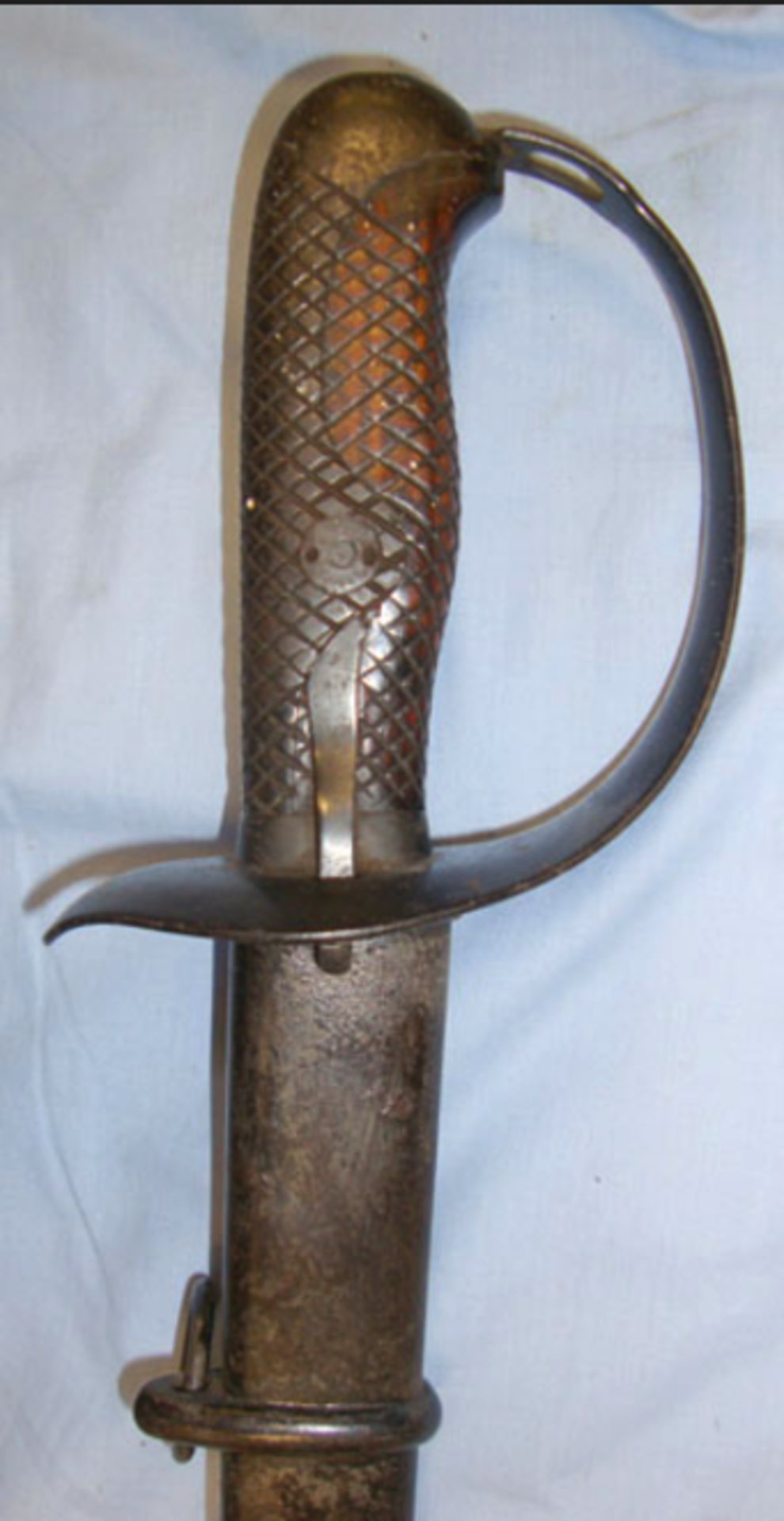 WW2 Japanese Cavalry Trooper's / Mounted Police Sword & Scabbard. Sn 8068 8068 A great condition, - Image 3 of 3