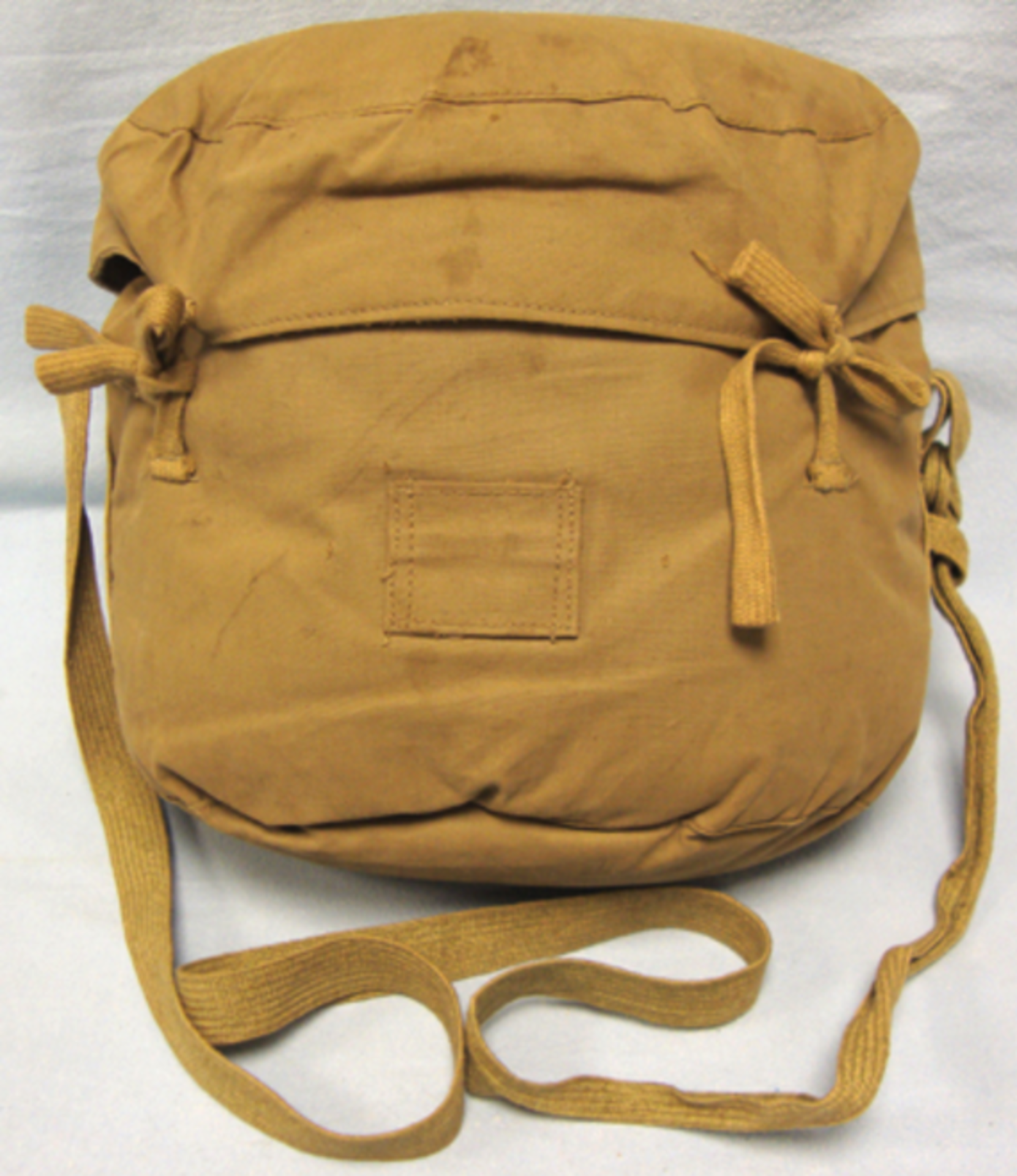 Japanese Mess Tin and Winter Khaki Drill Insulated Canvas Cover with Shoulder Strap - Image 2 of 3